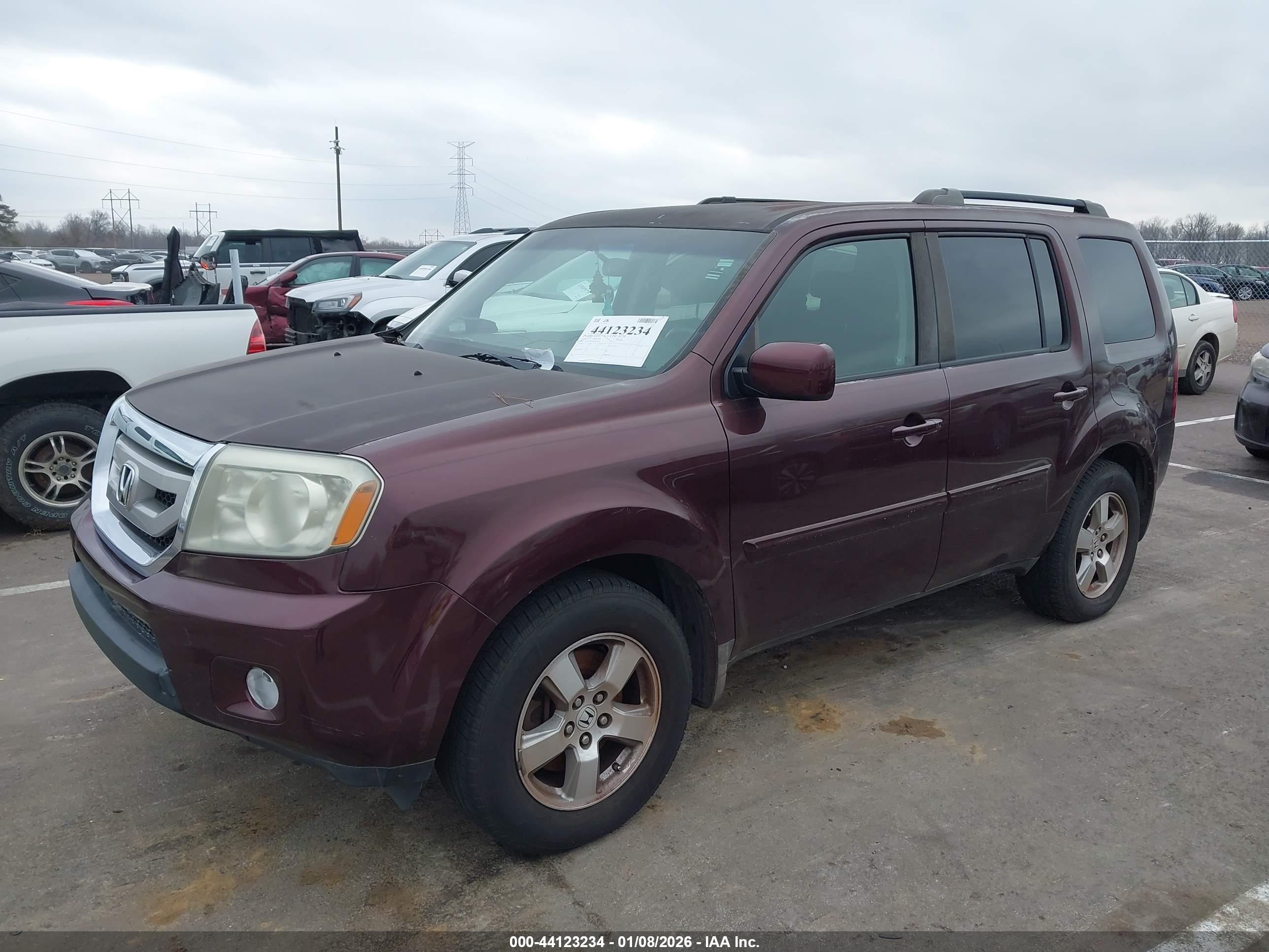 HONDA PILOT image 2