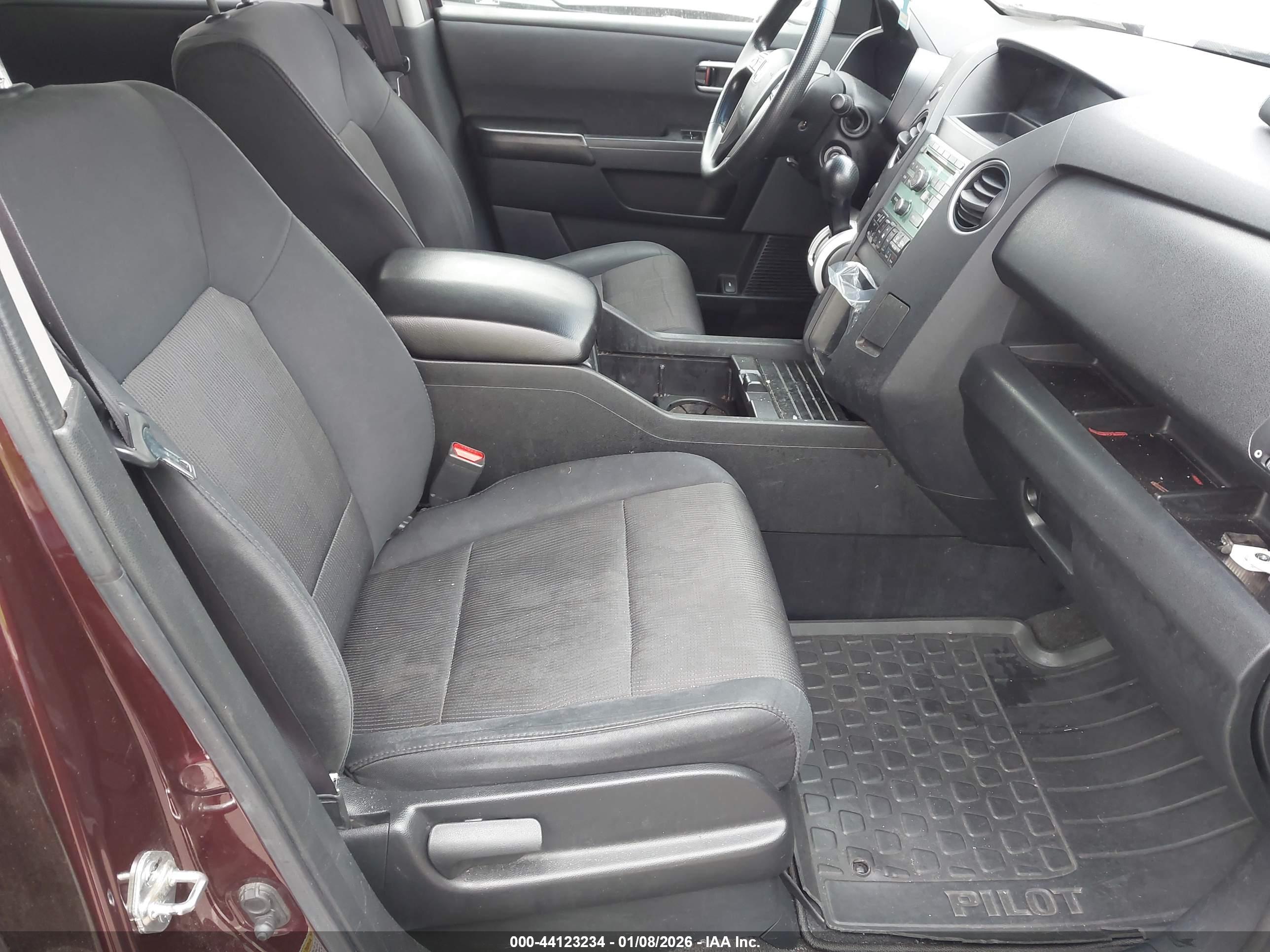 HONDA PILOT image 5