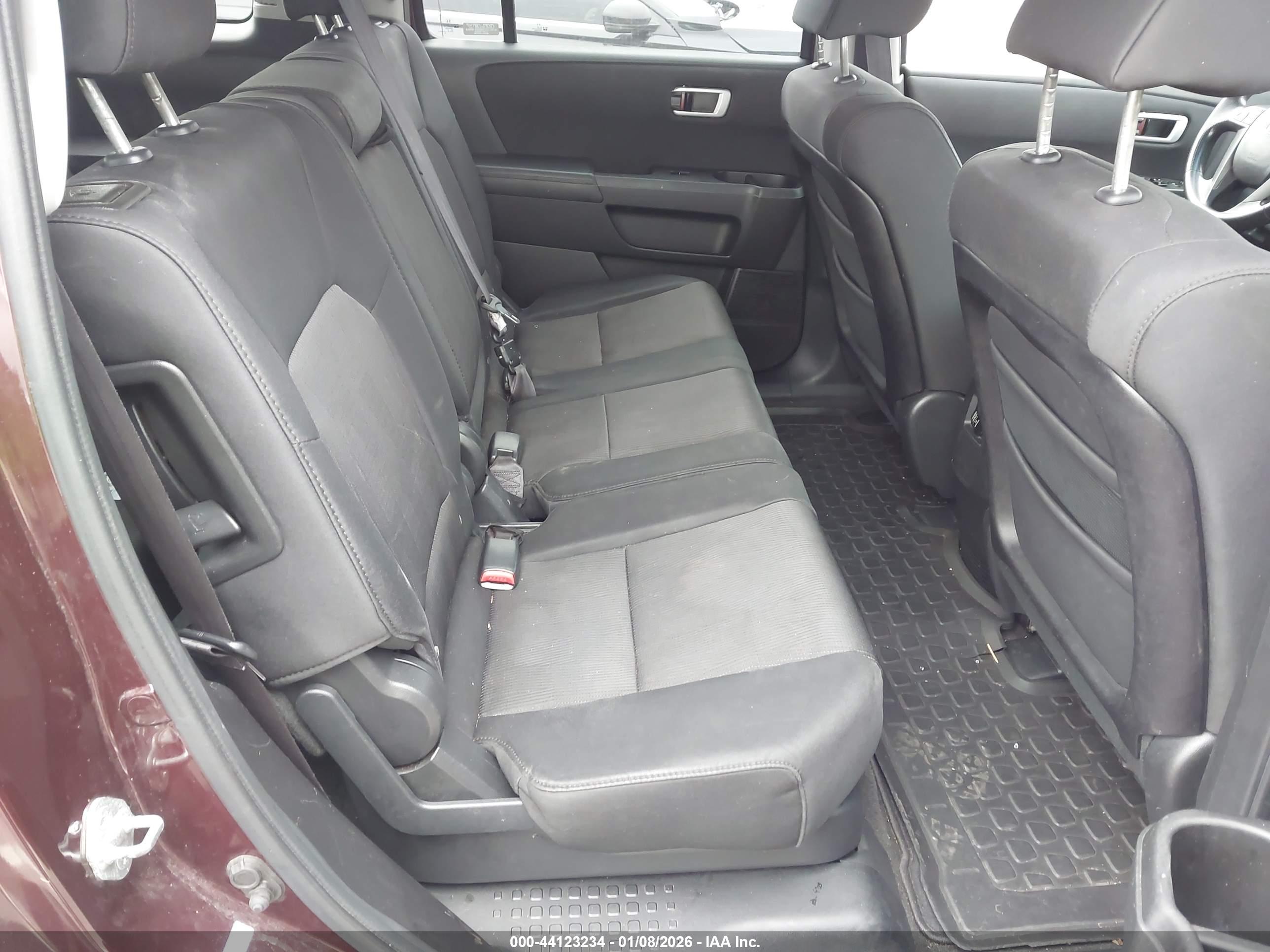HONDA PILOT image 8