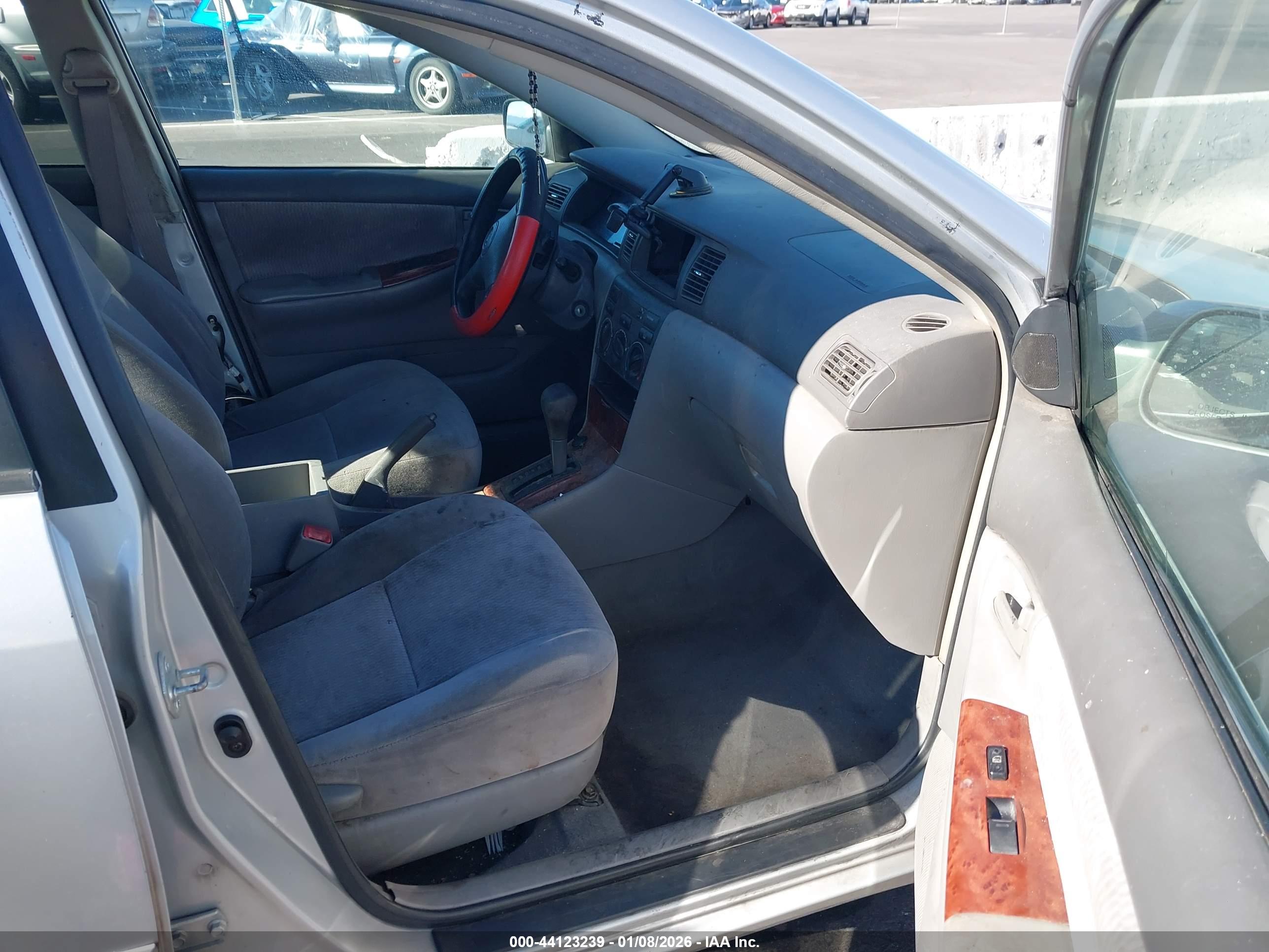 TOYOTA COROLLA image 5