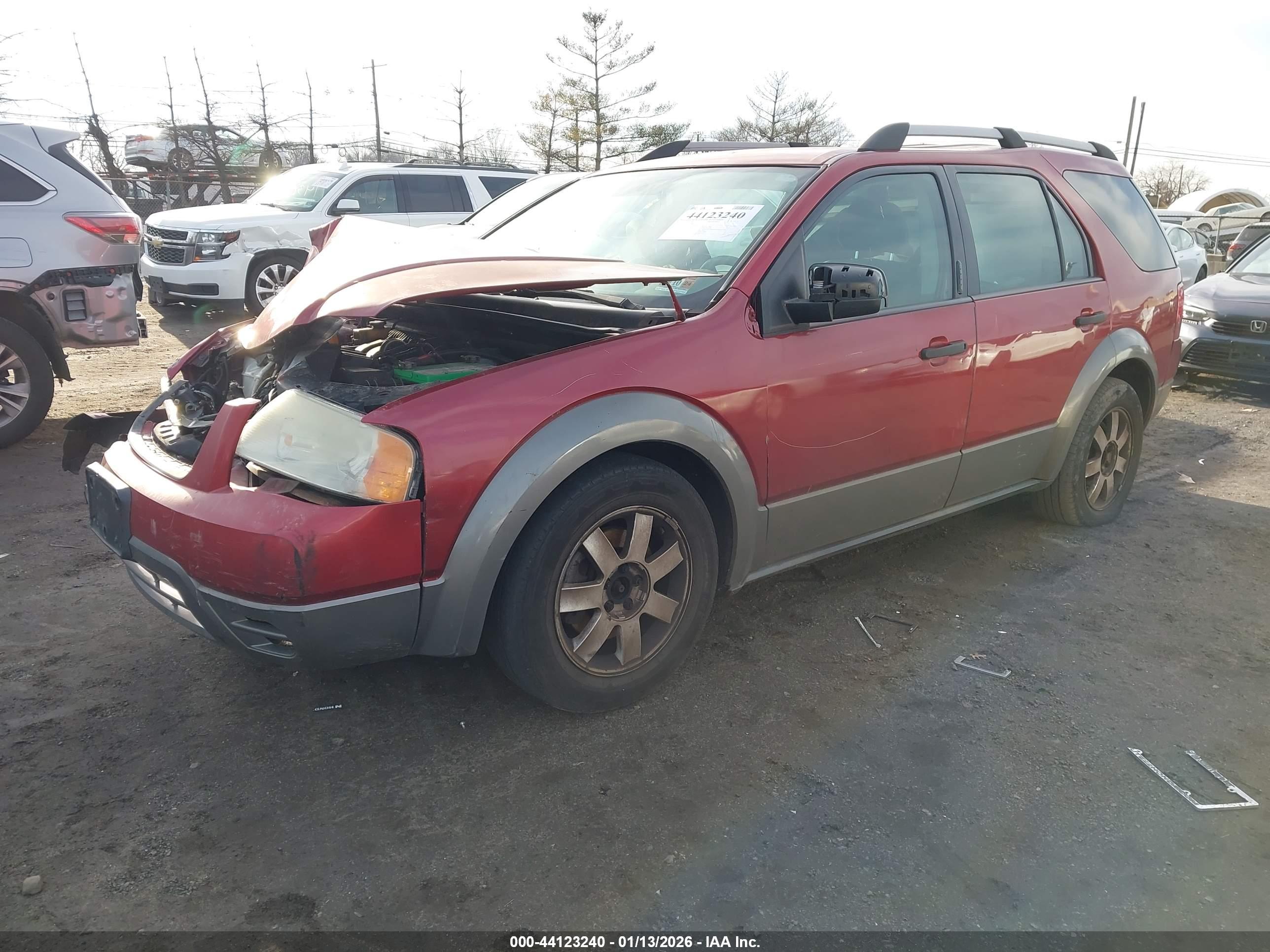FORD FREESTYLE image 2