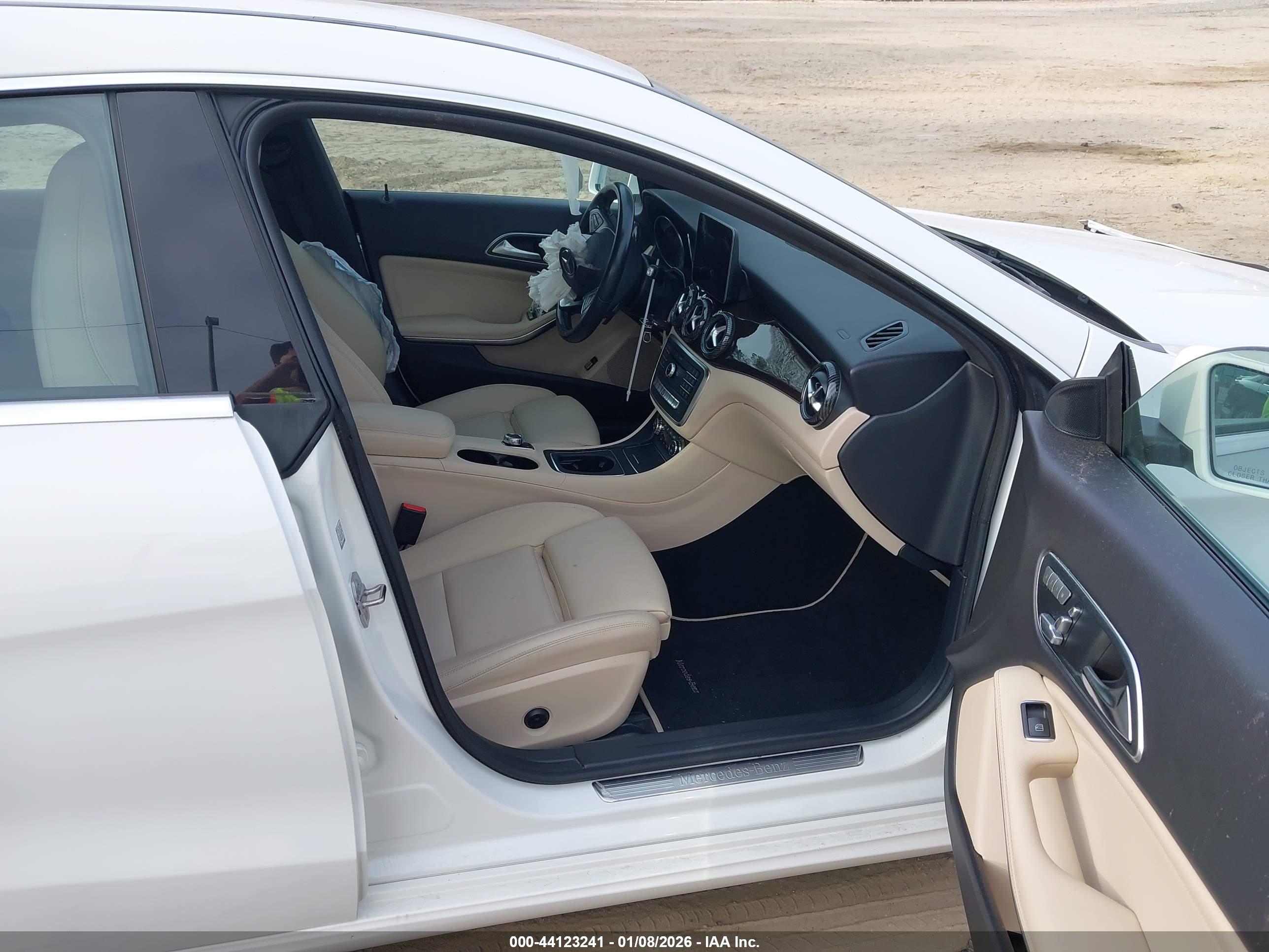 MERCEDES-BENZ CLA image 5