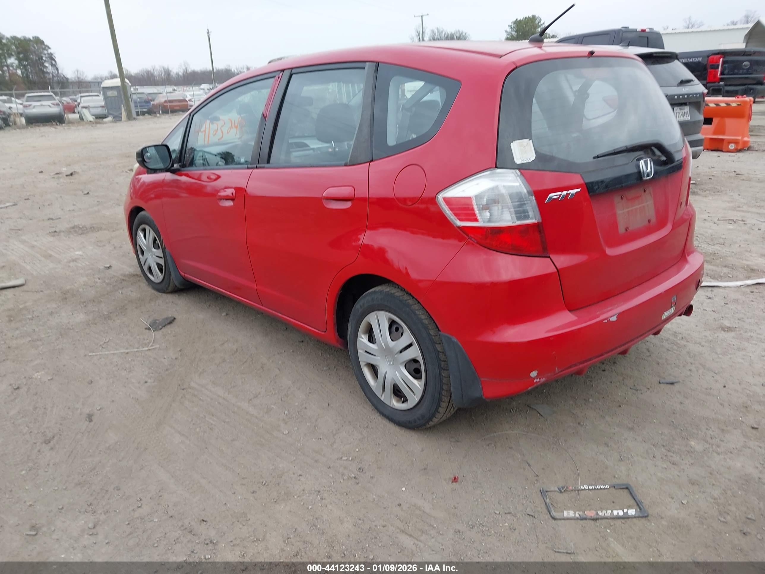 HONDA FIT image 3