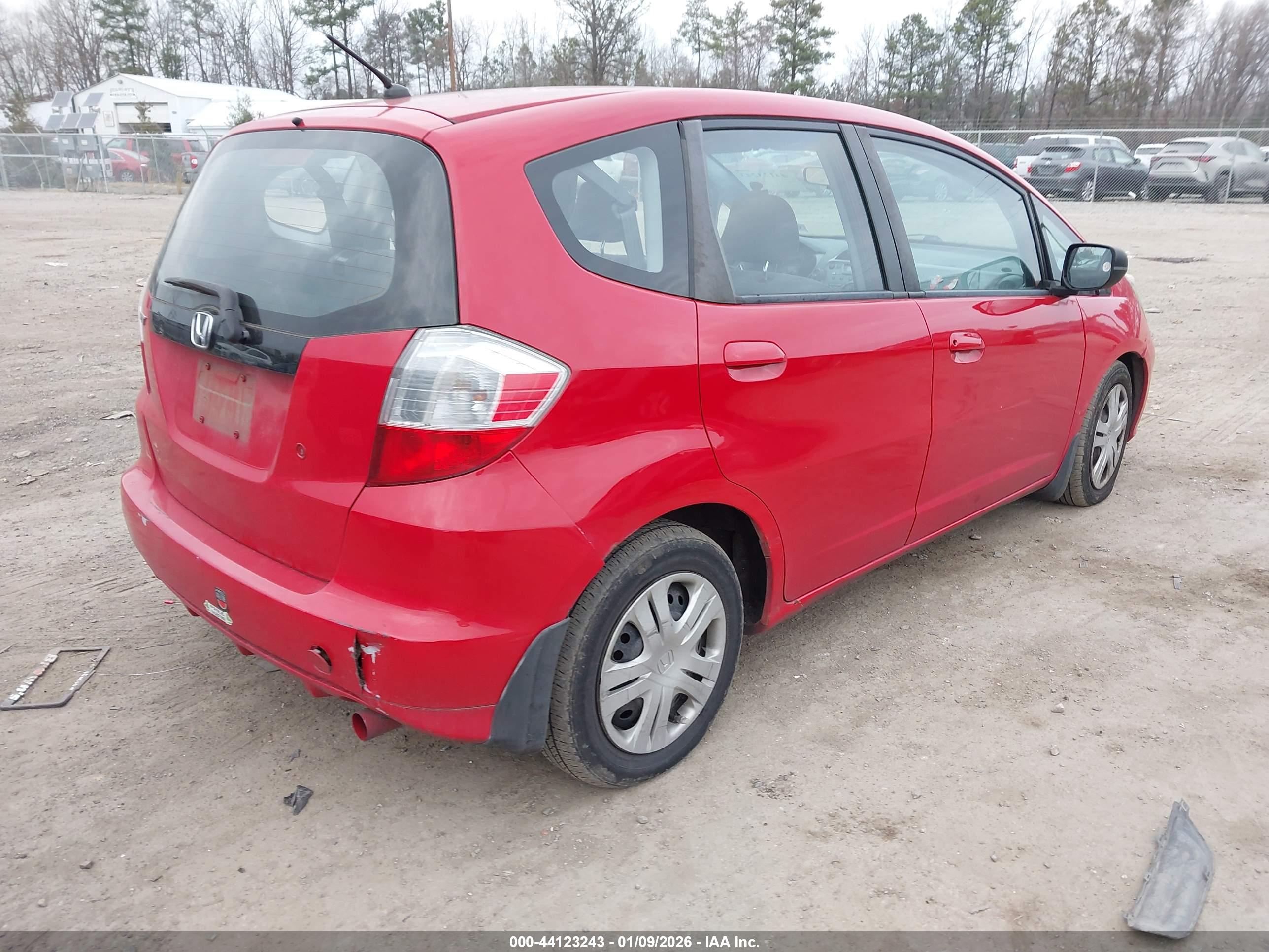 HONDA FIT image 4