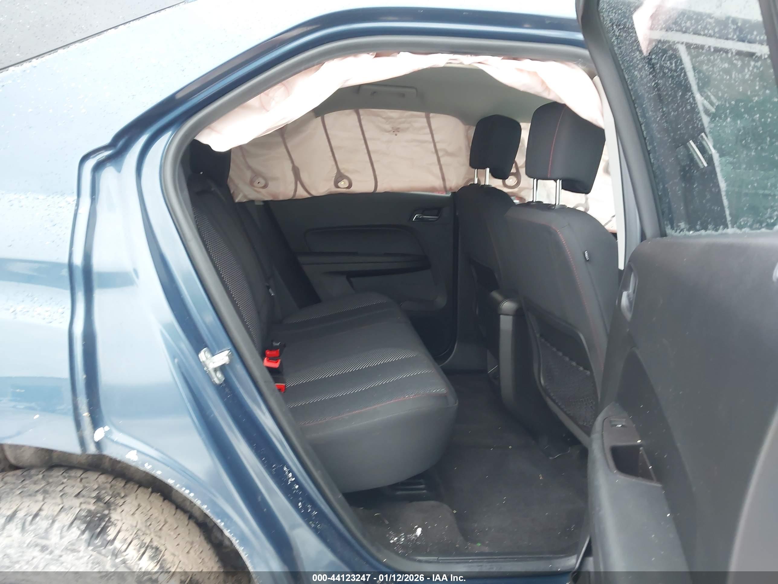 CHEVROLET EQUINOX image 8
