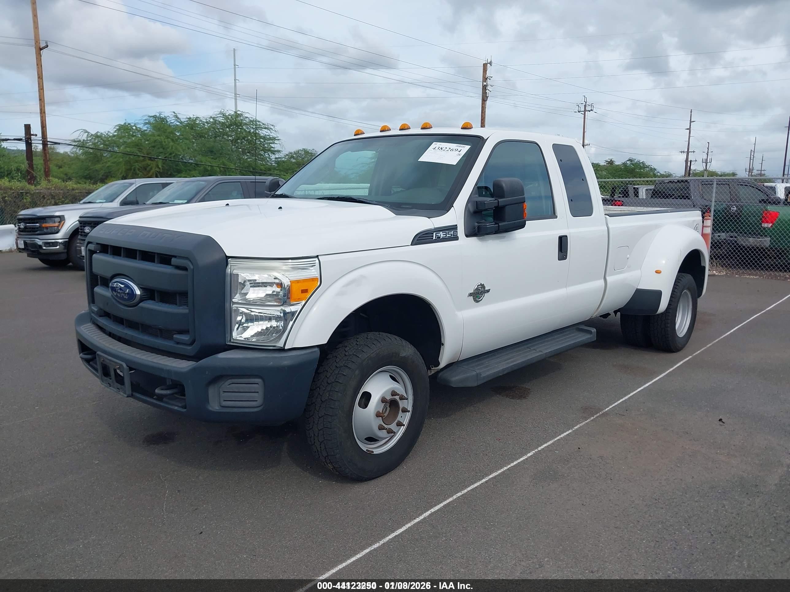 FORD F-350 image 2