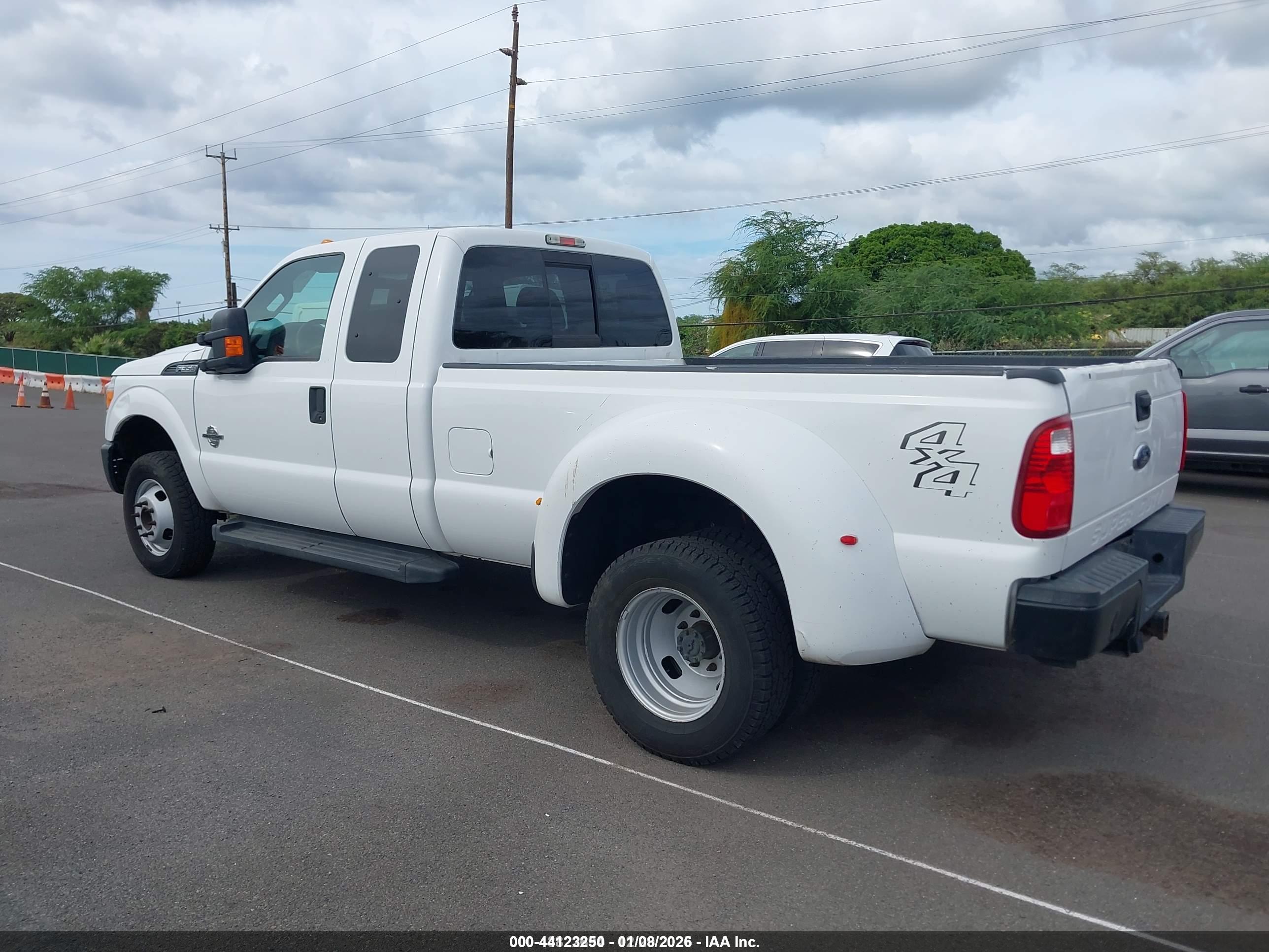 FORD F-350 image 3