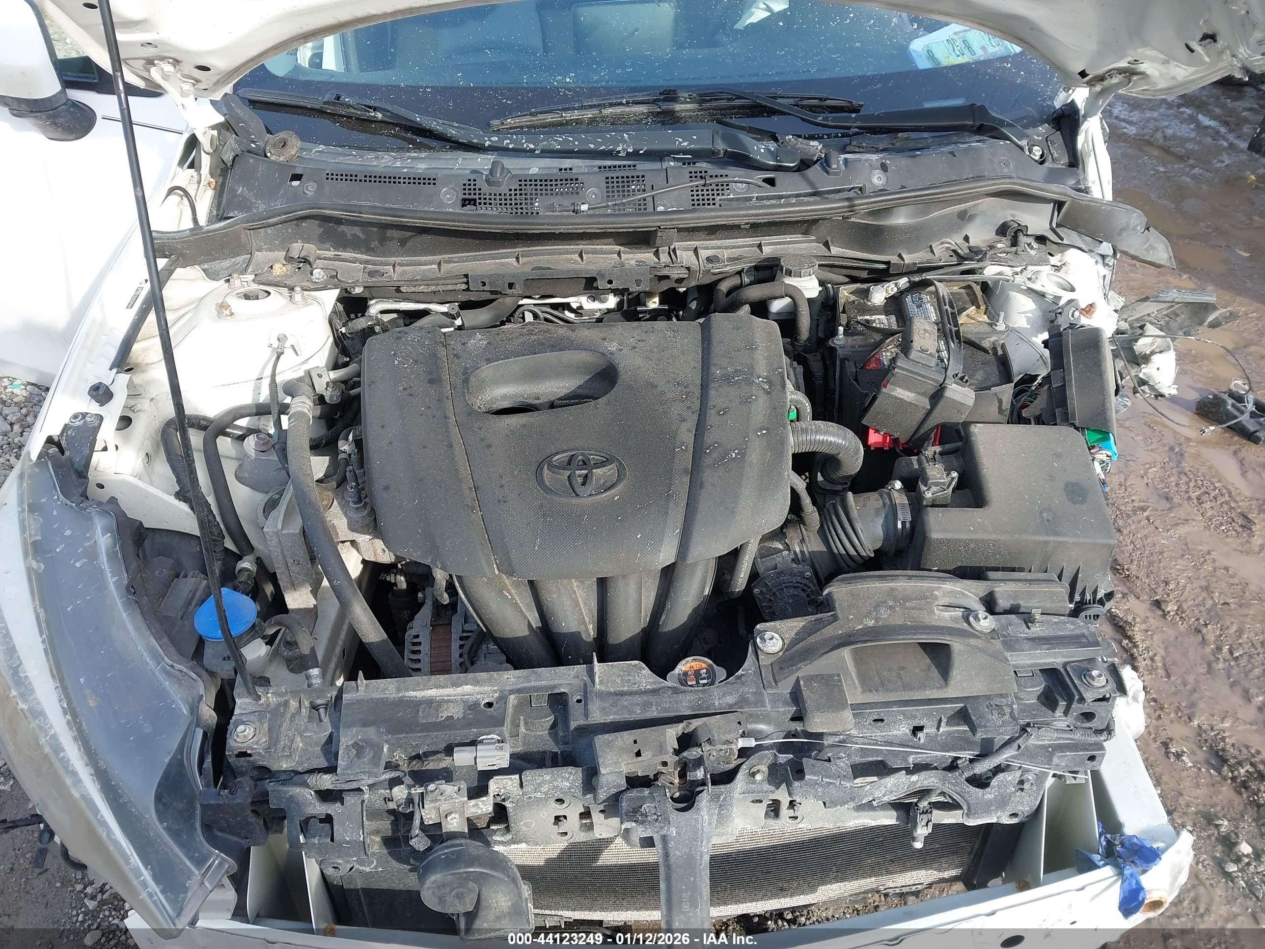 TOYOTA YARIS image 10