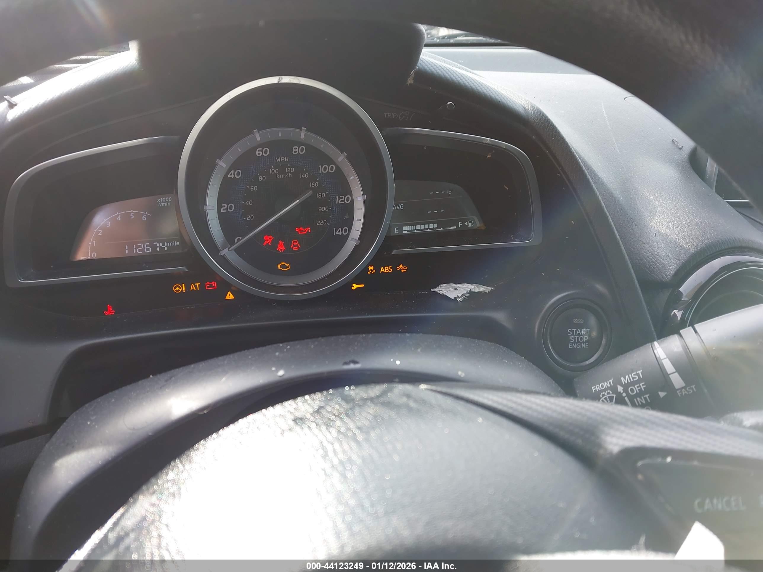 TOYOTA YARIS image 7