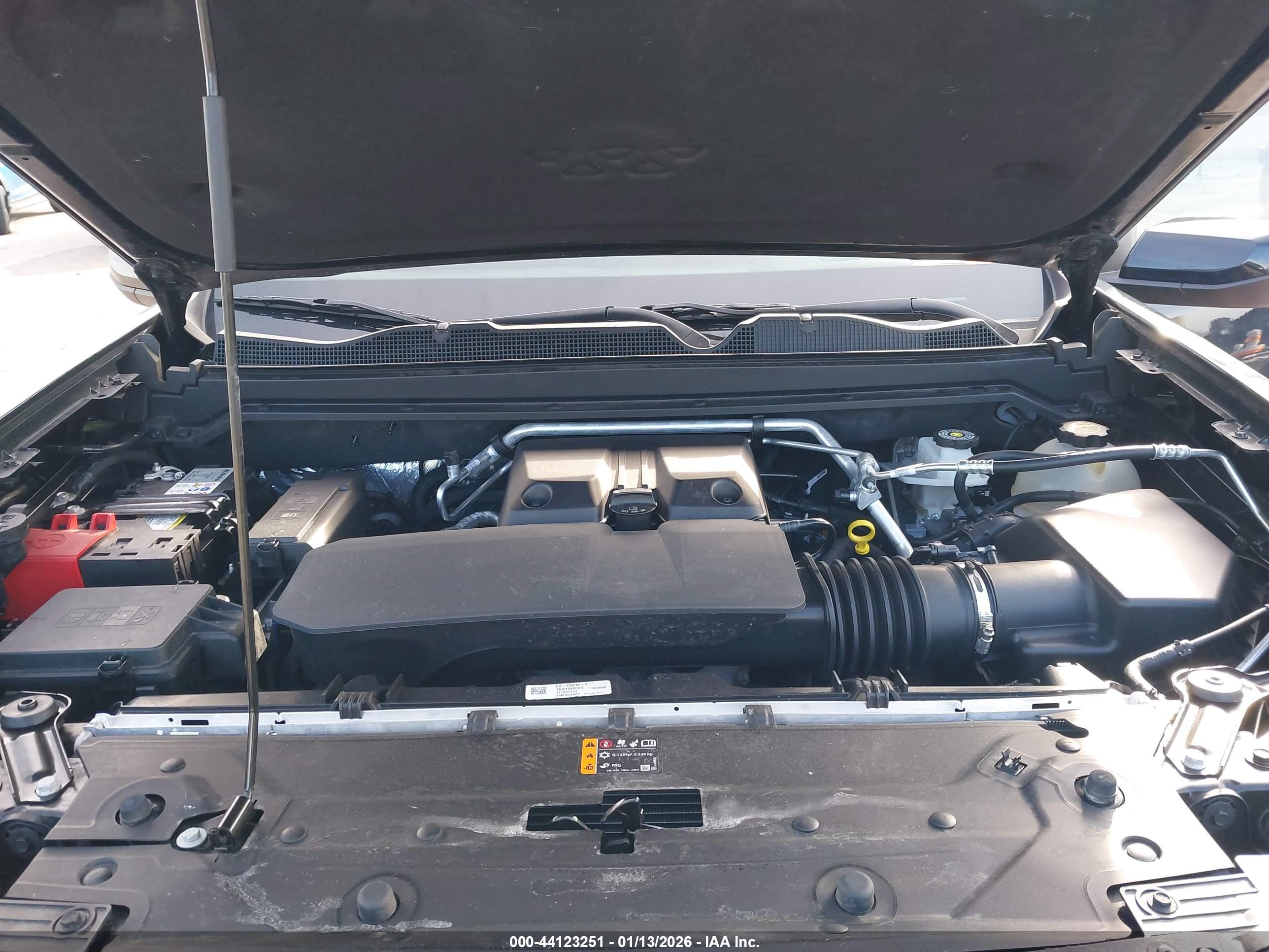 CHEVROLET COLORADO image 10