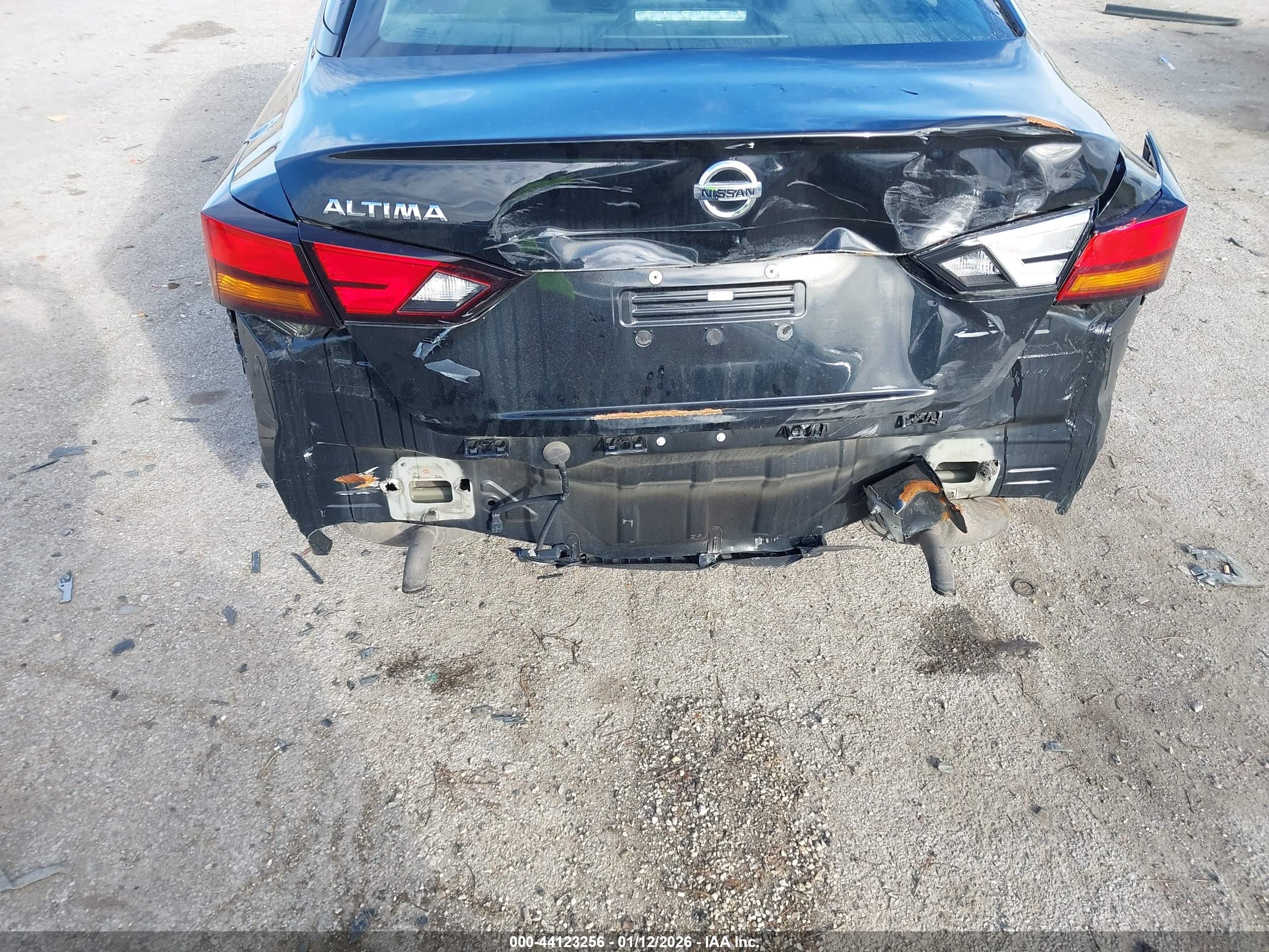 NISSAN ALTIMA image 6
