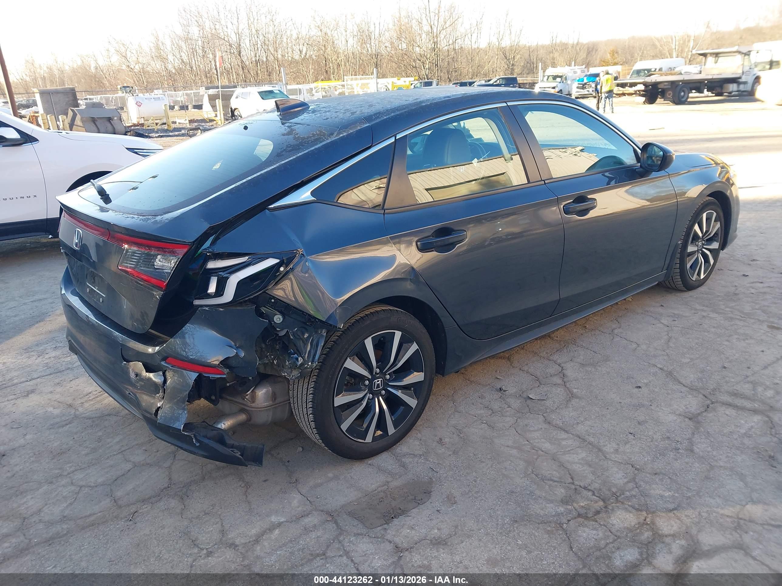 HONDA CIVIC image 4