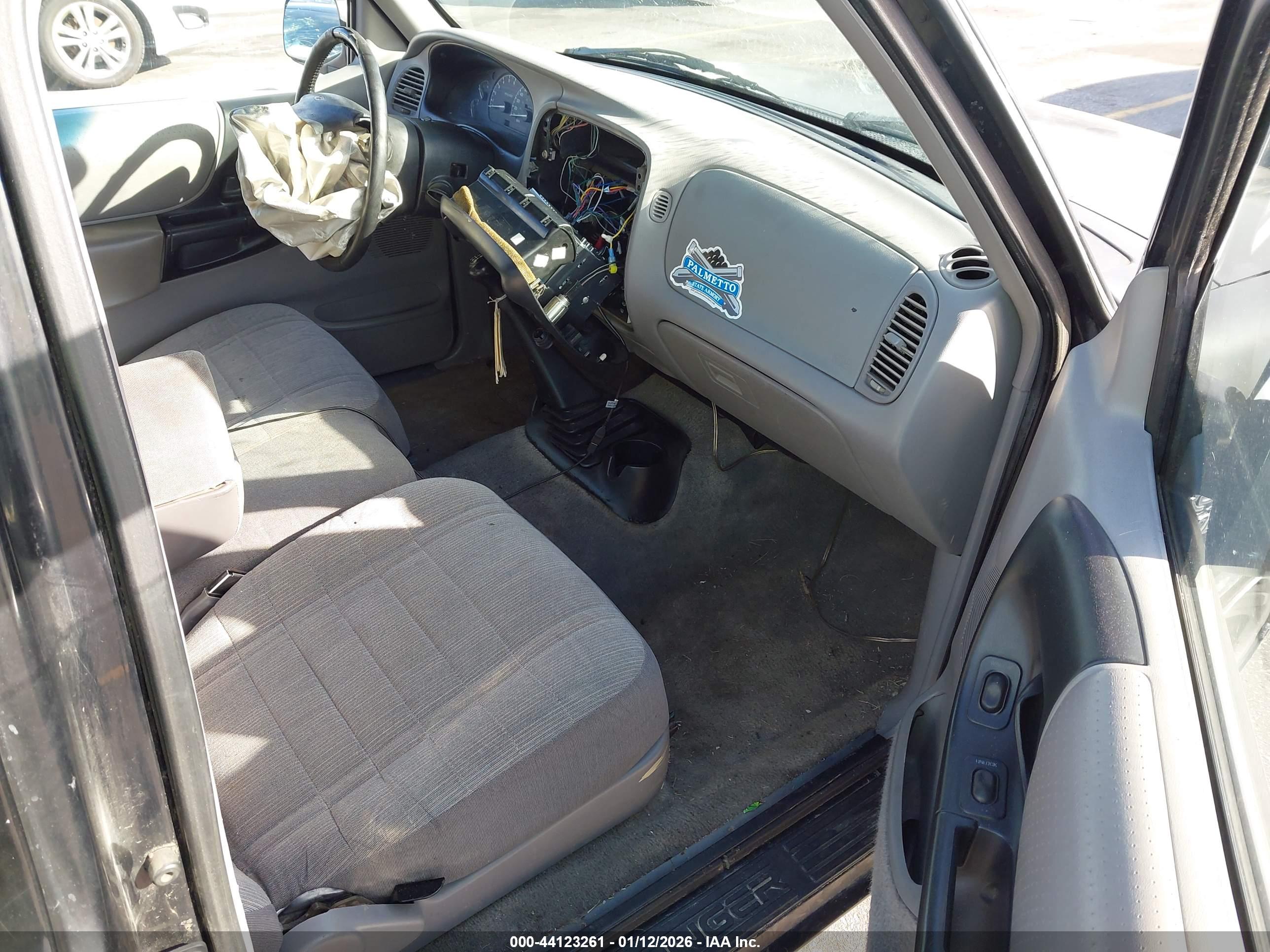 FORD RANGER image 5