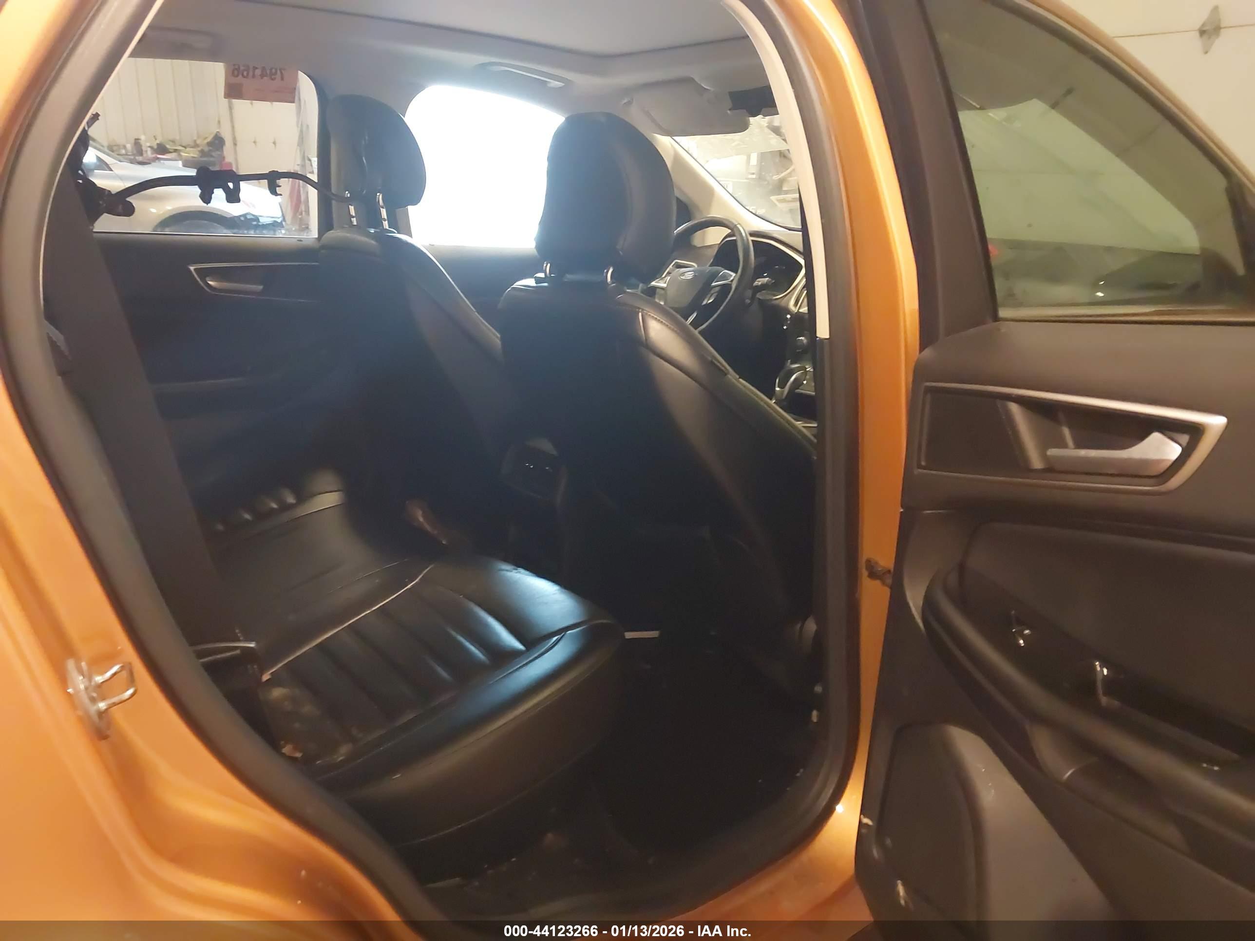 FORD EDGE image 8