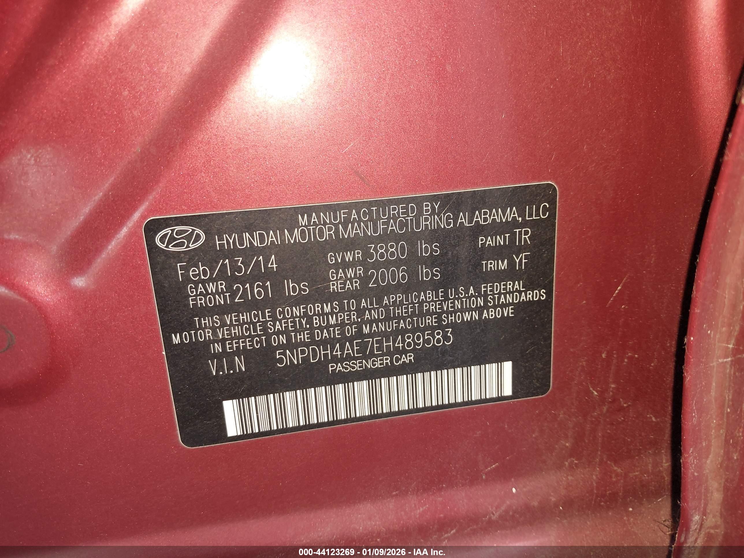 HYUNDAI ELANTRA image 9