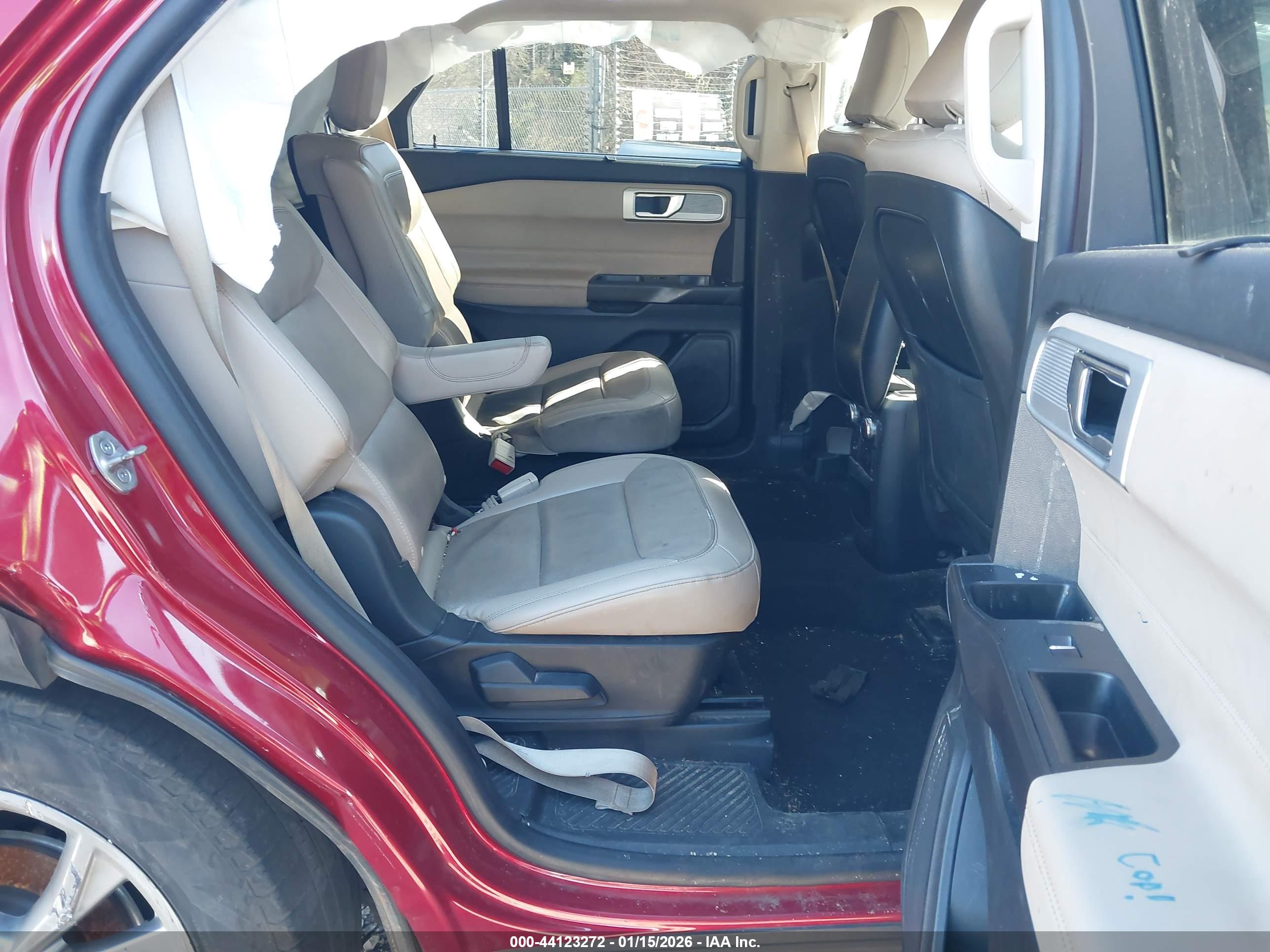 FORD EXPLORER image 8