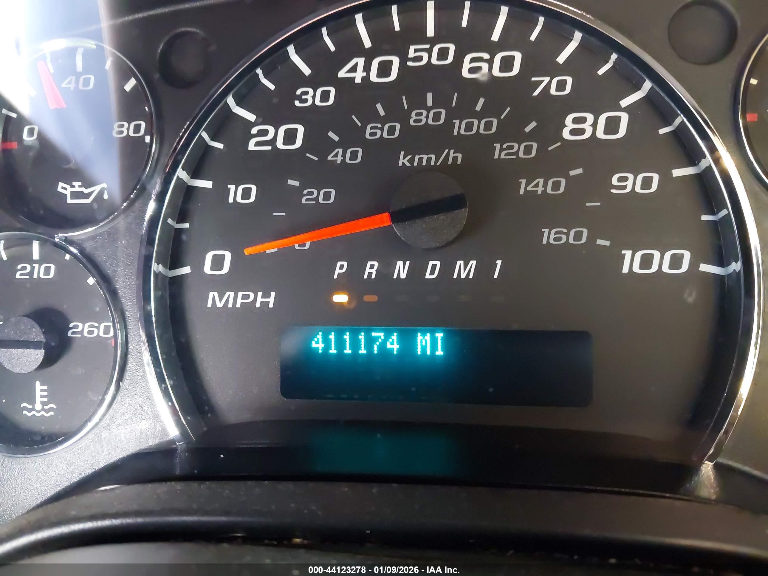GMC SAVANA image 6