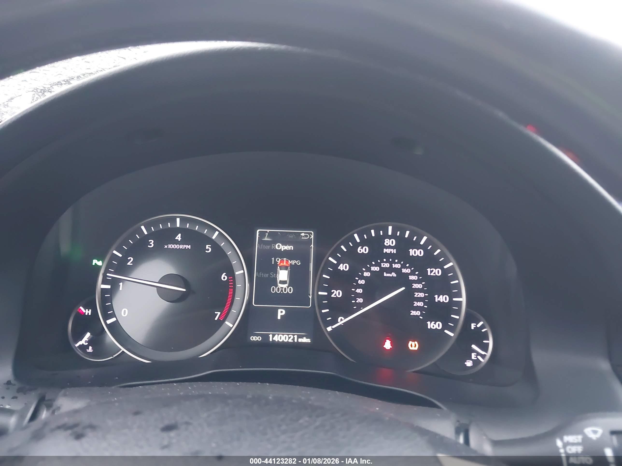 LEXUS ES image 7