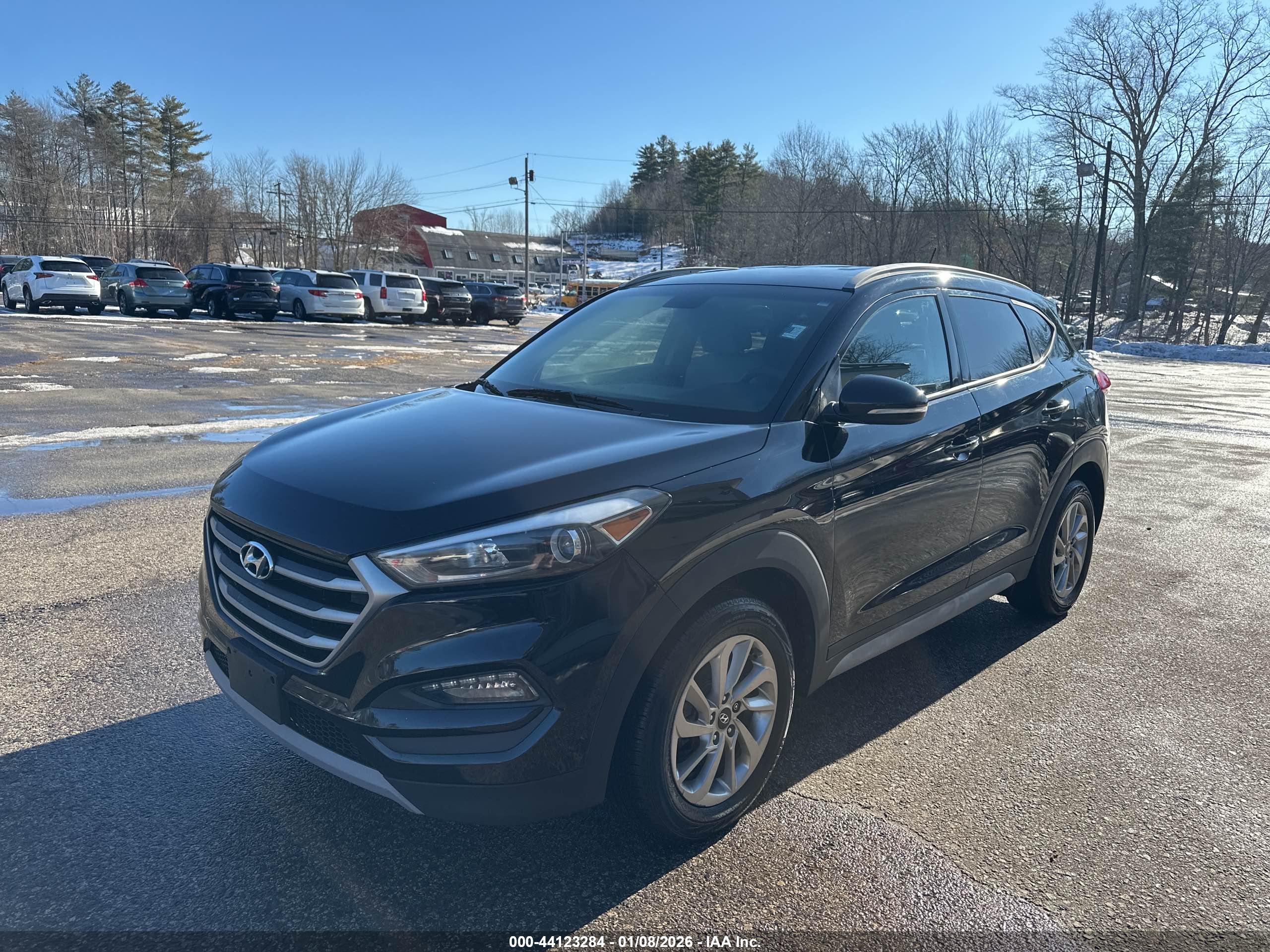 HYUNDAI TUCSON image 2