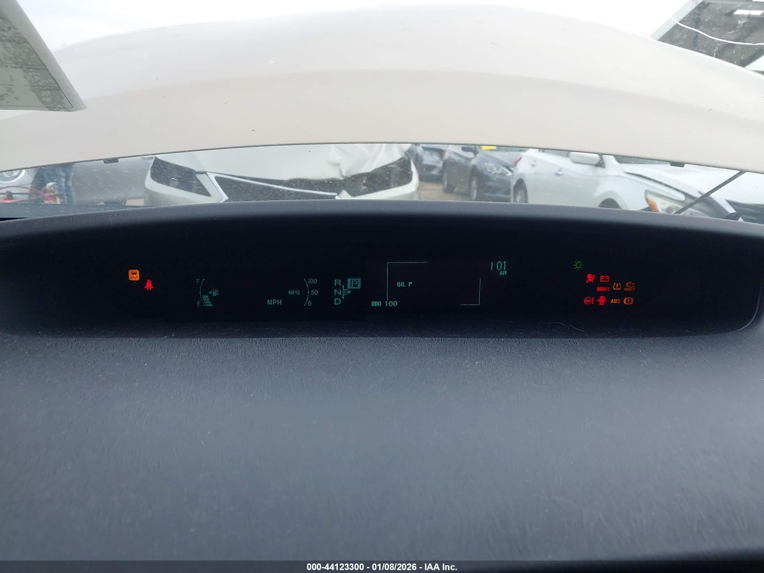 TOYOTA PRIUS image 7