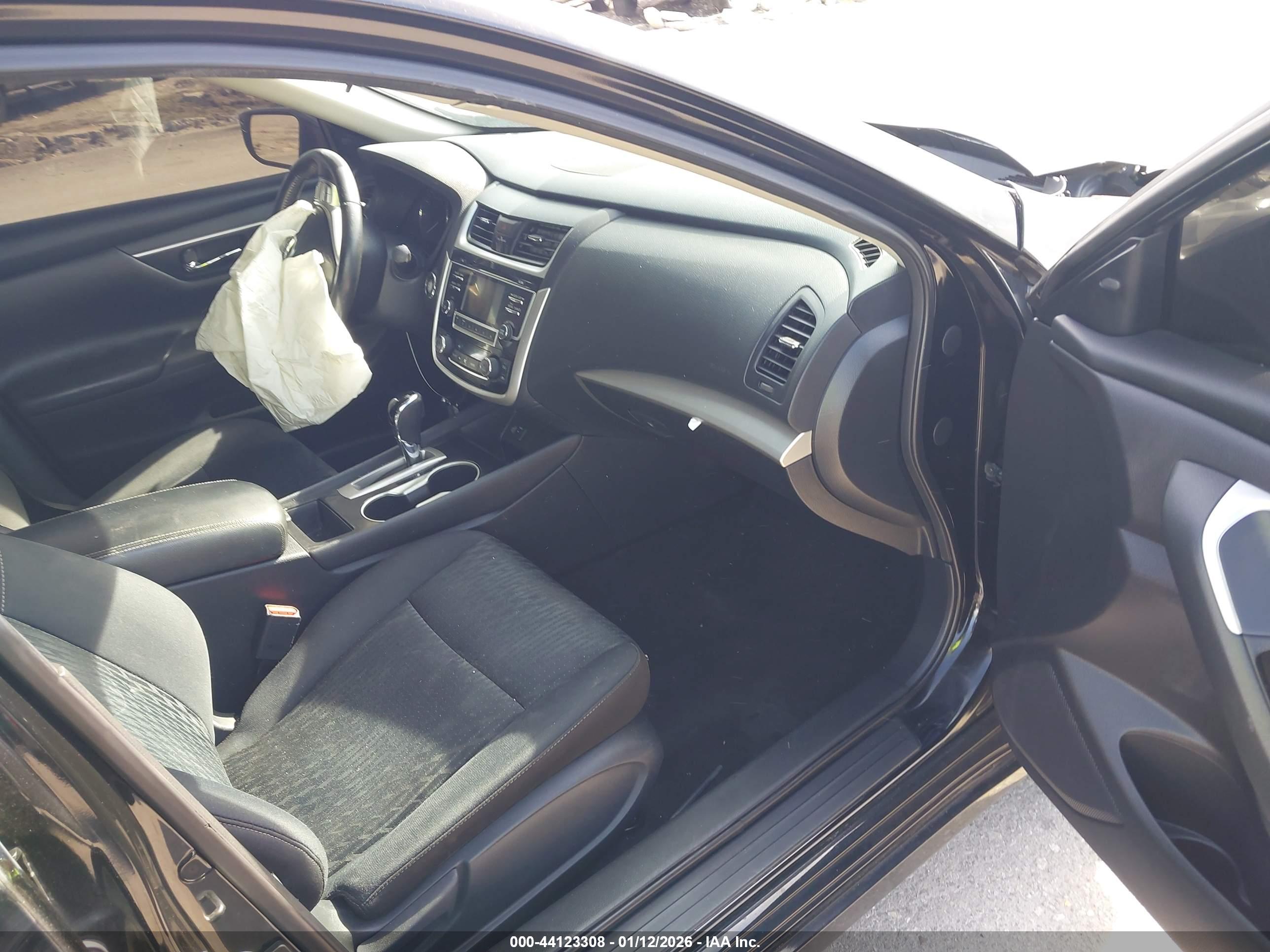NISSAN ALTIMA image 5