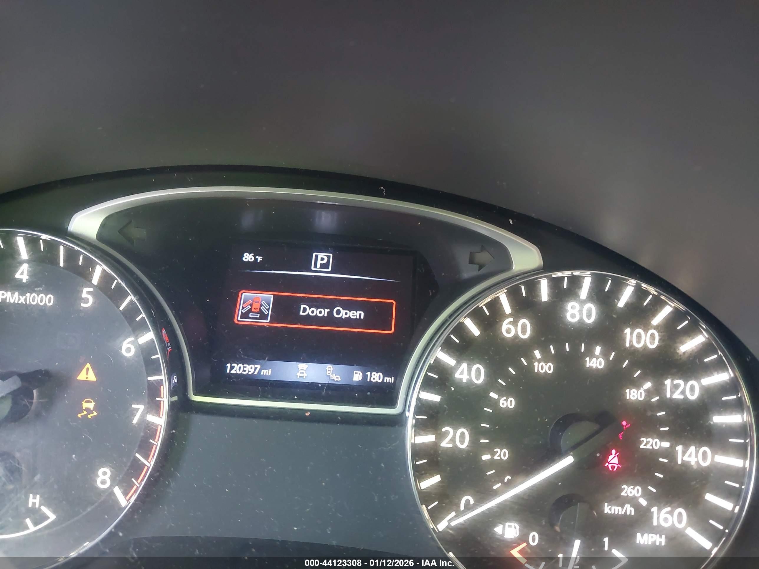 NISSAN ALTIMA image 7