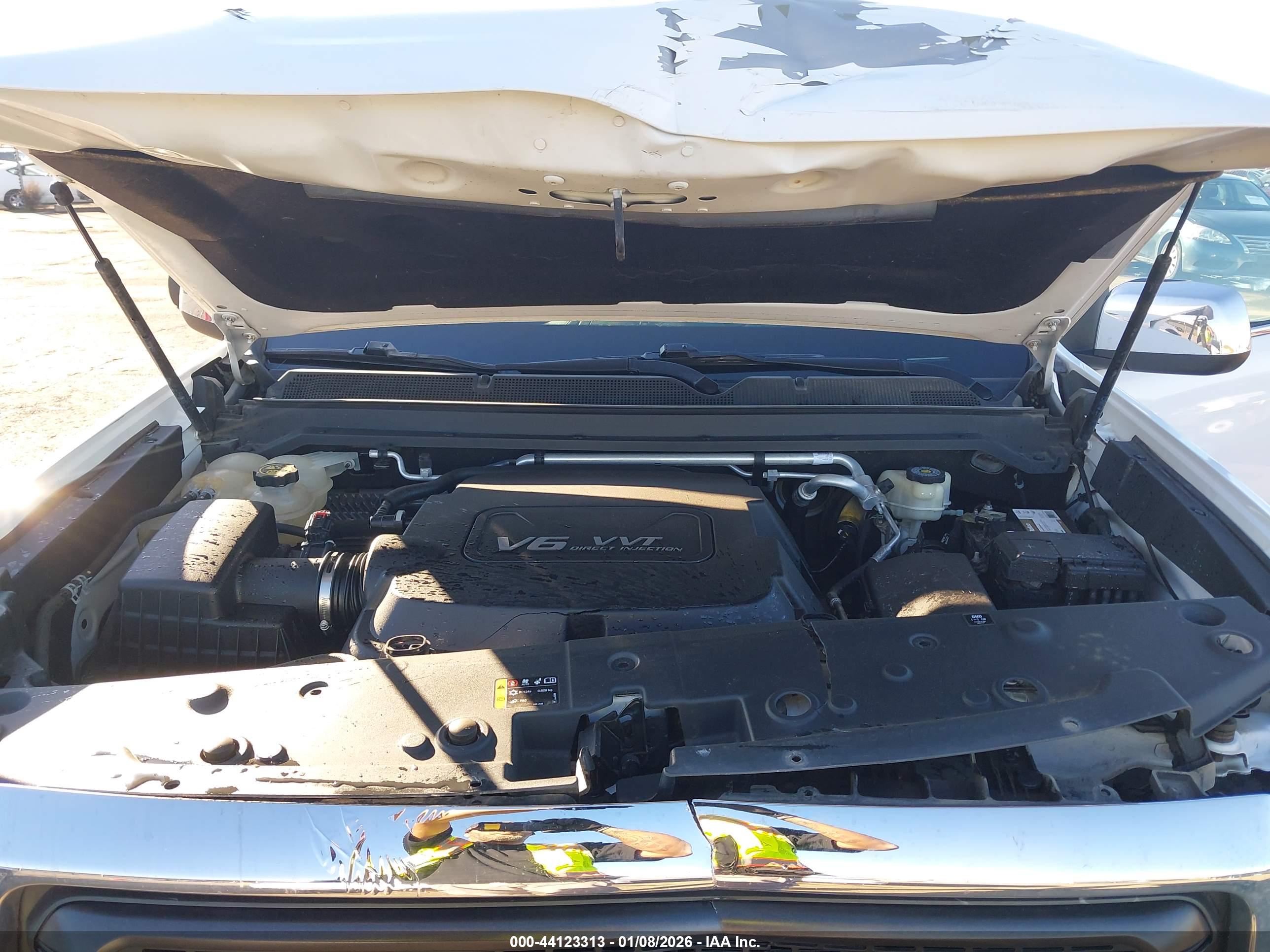 GMC CANYON image 10