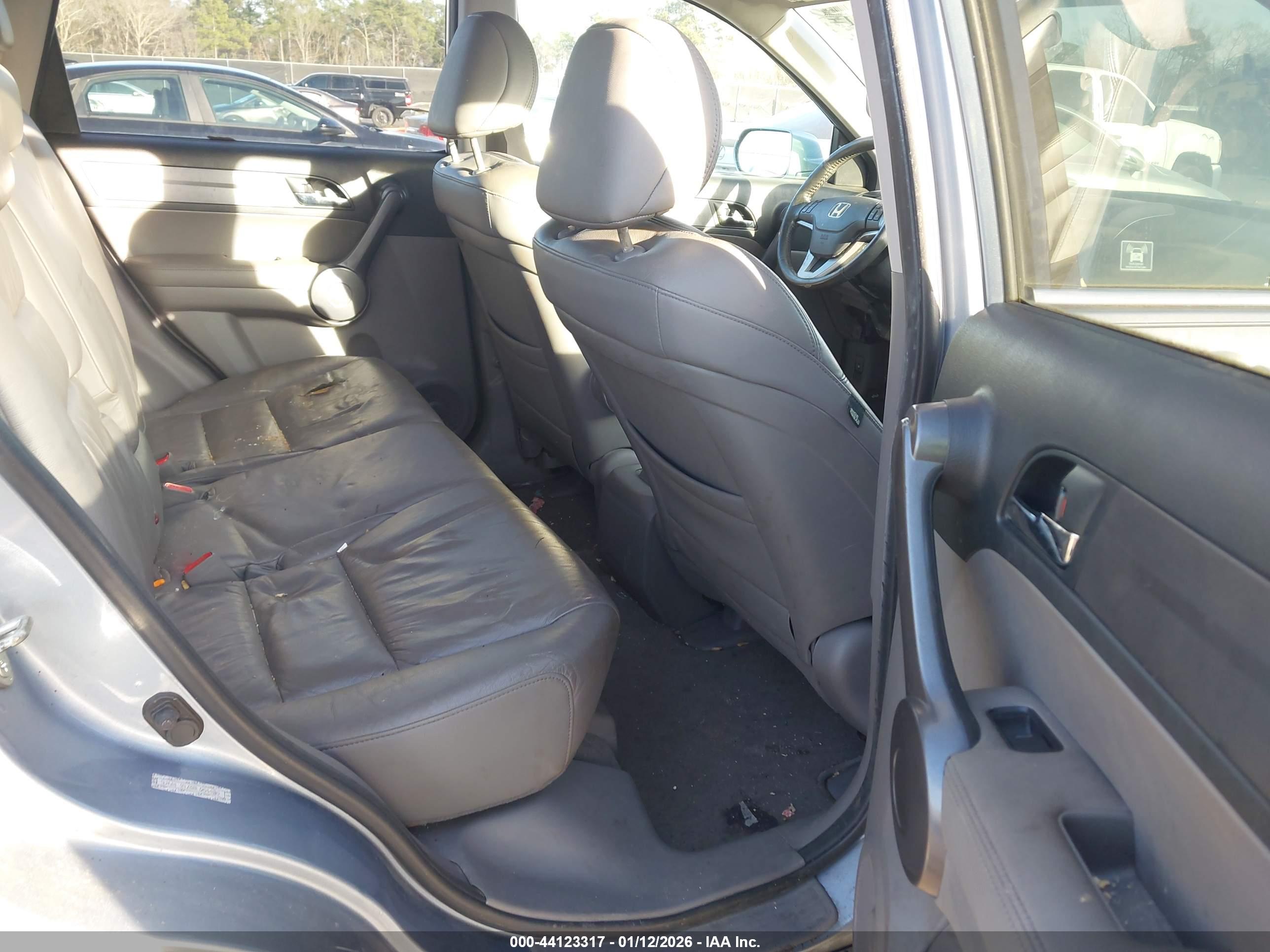 HONDA CR-V image 8