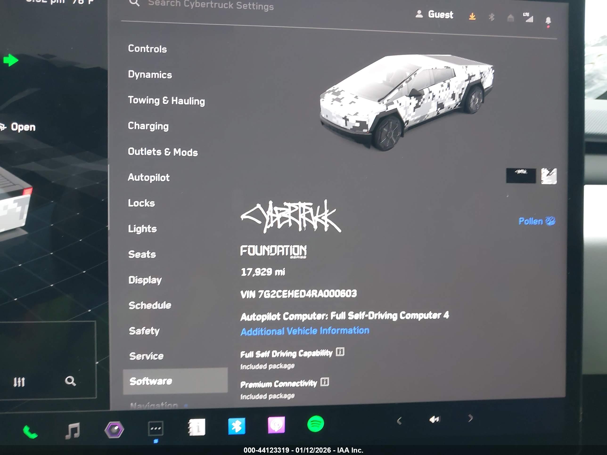 TESLA CYBERTRUCK image 7