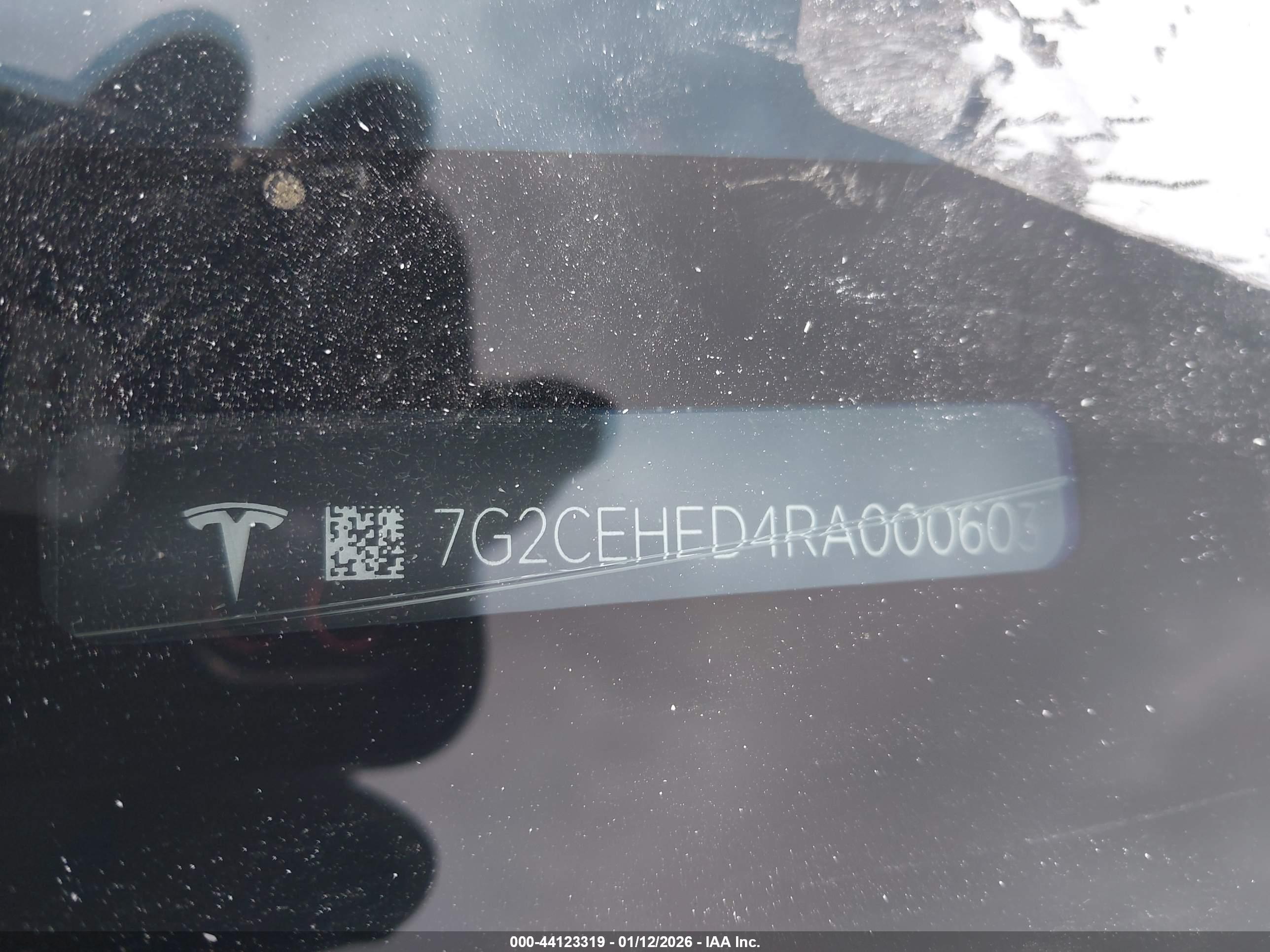 TESLA CYBERTRUCK image 9