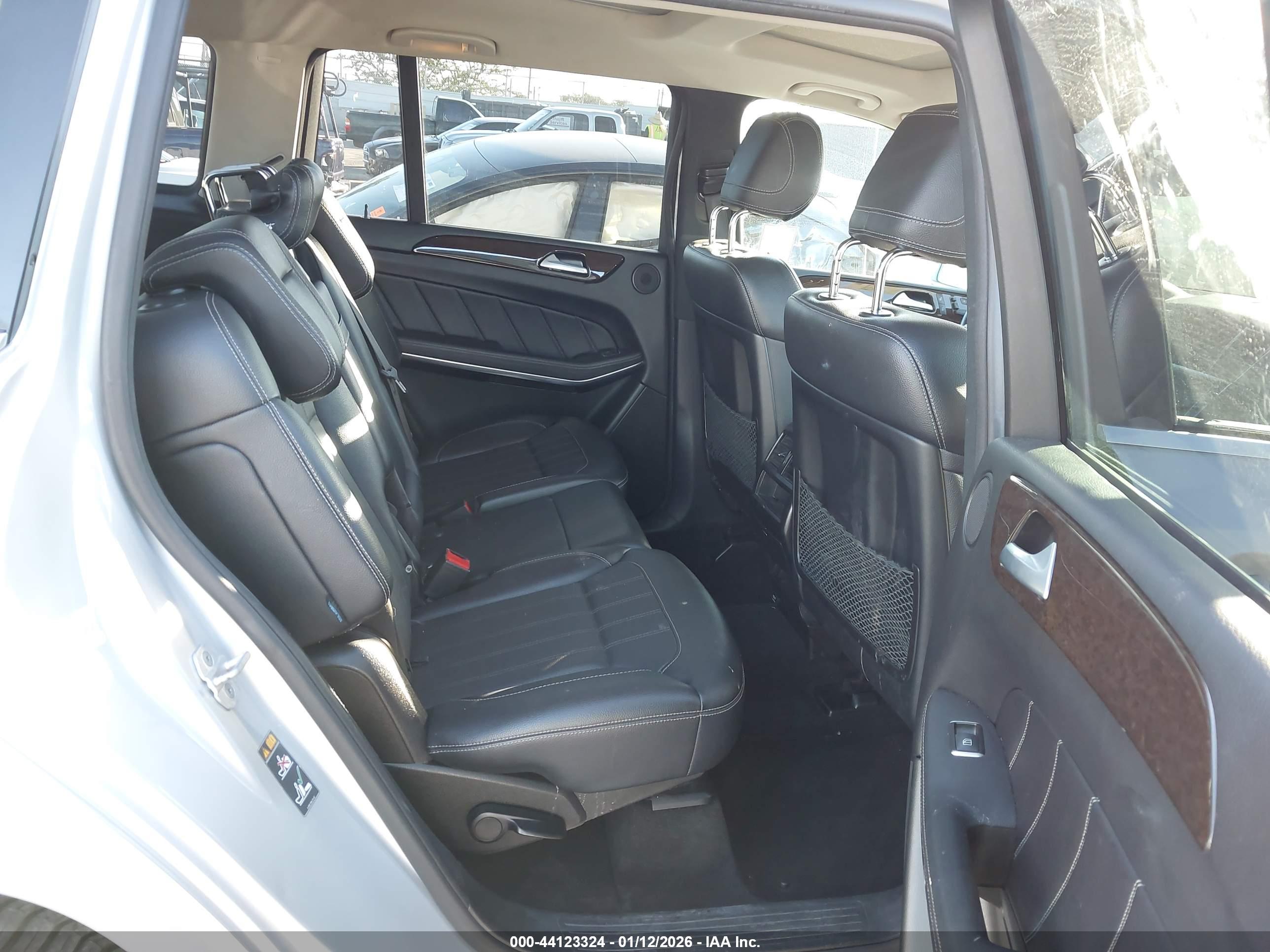 MERCEDES-BENZ GL image 8