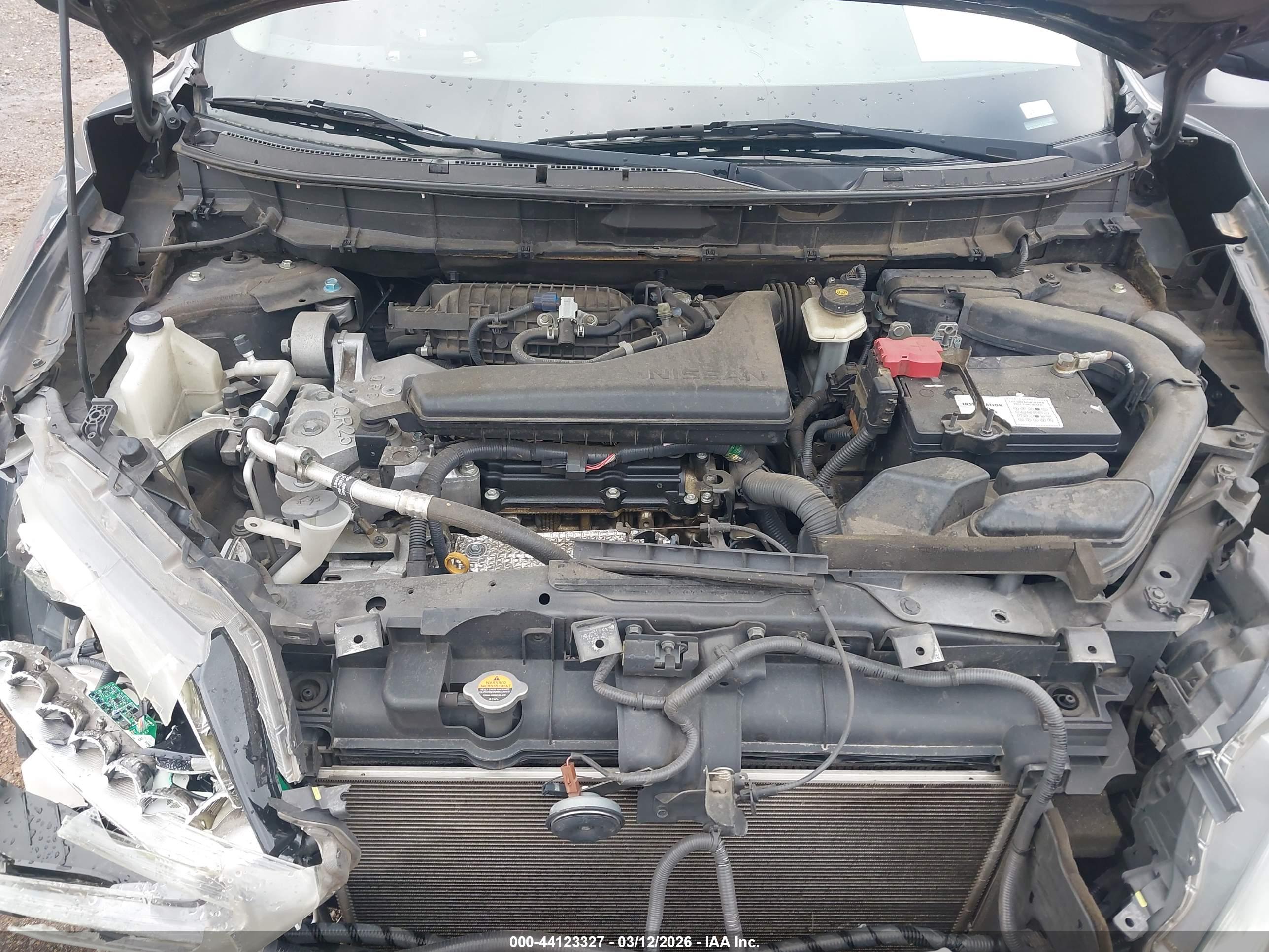 NISSAN ROGUE image 10