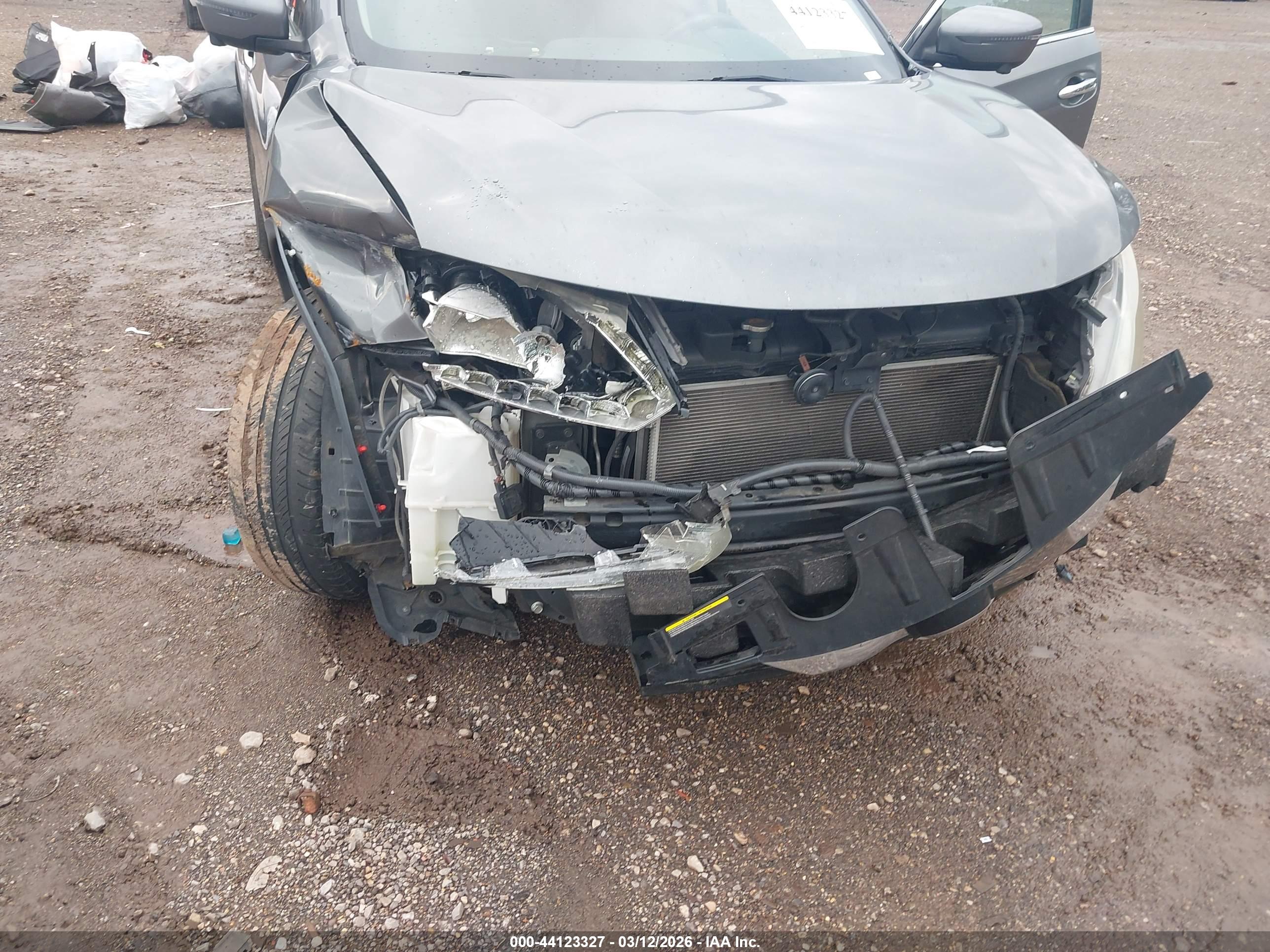 NISSAN ROGUE image 6