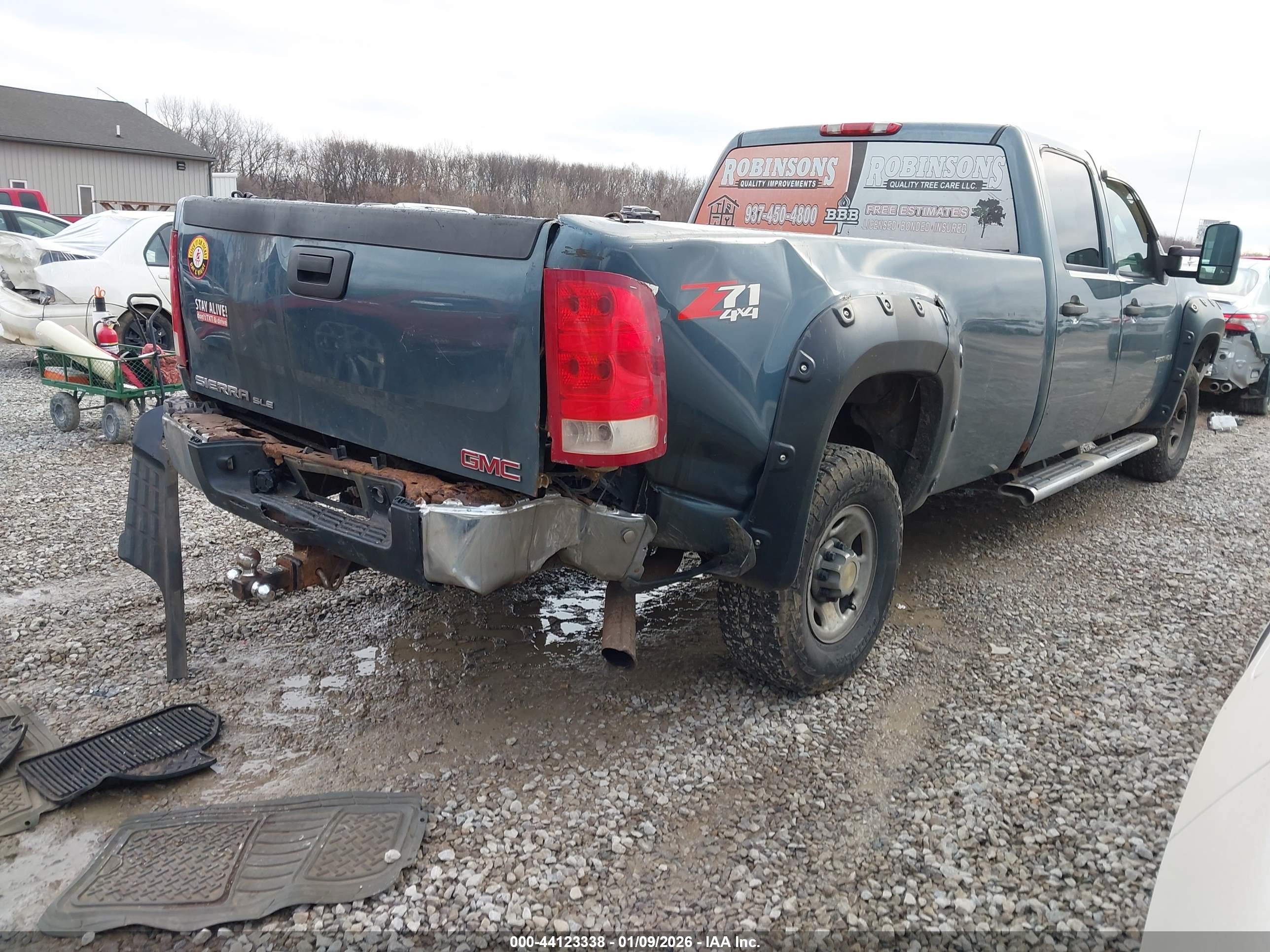 GMC SIERRA image 4