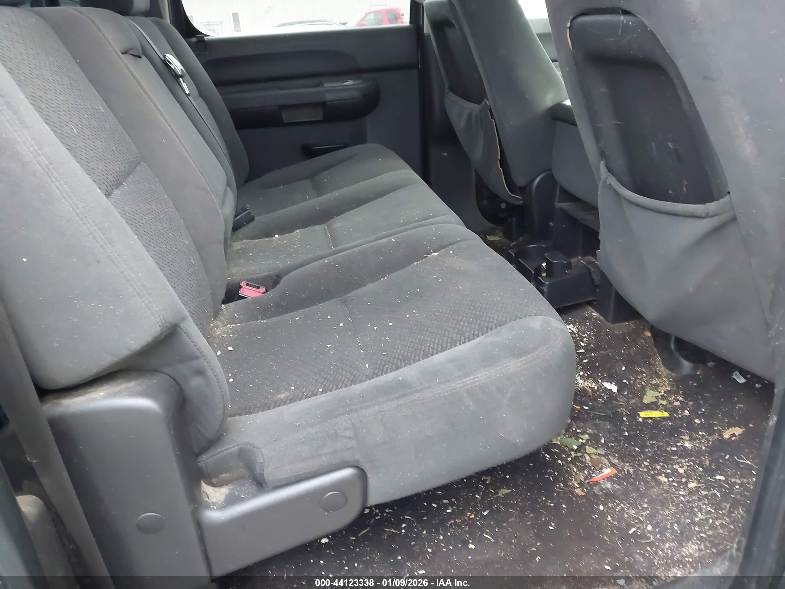 GMC SIERRA image 8