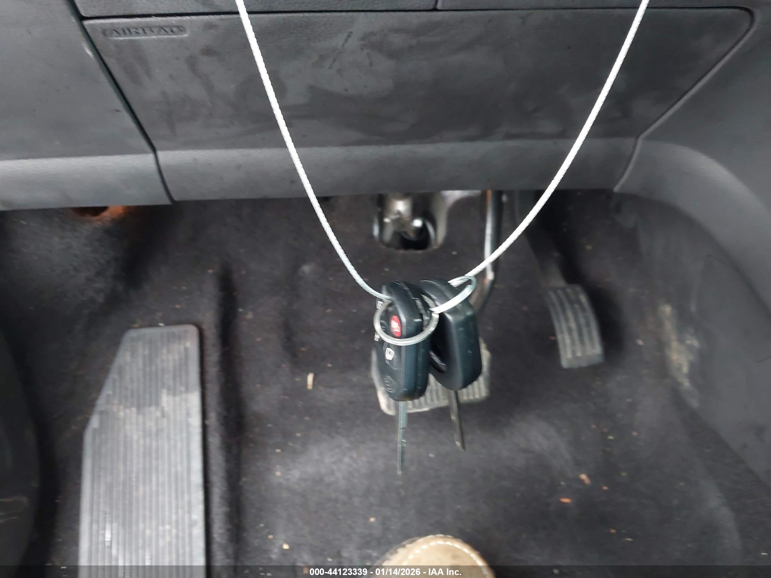FORD ESCAPE image 11