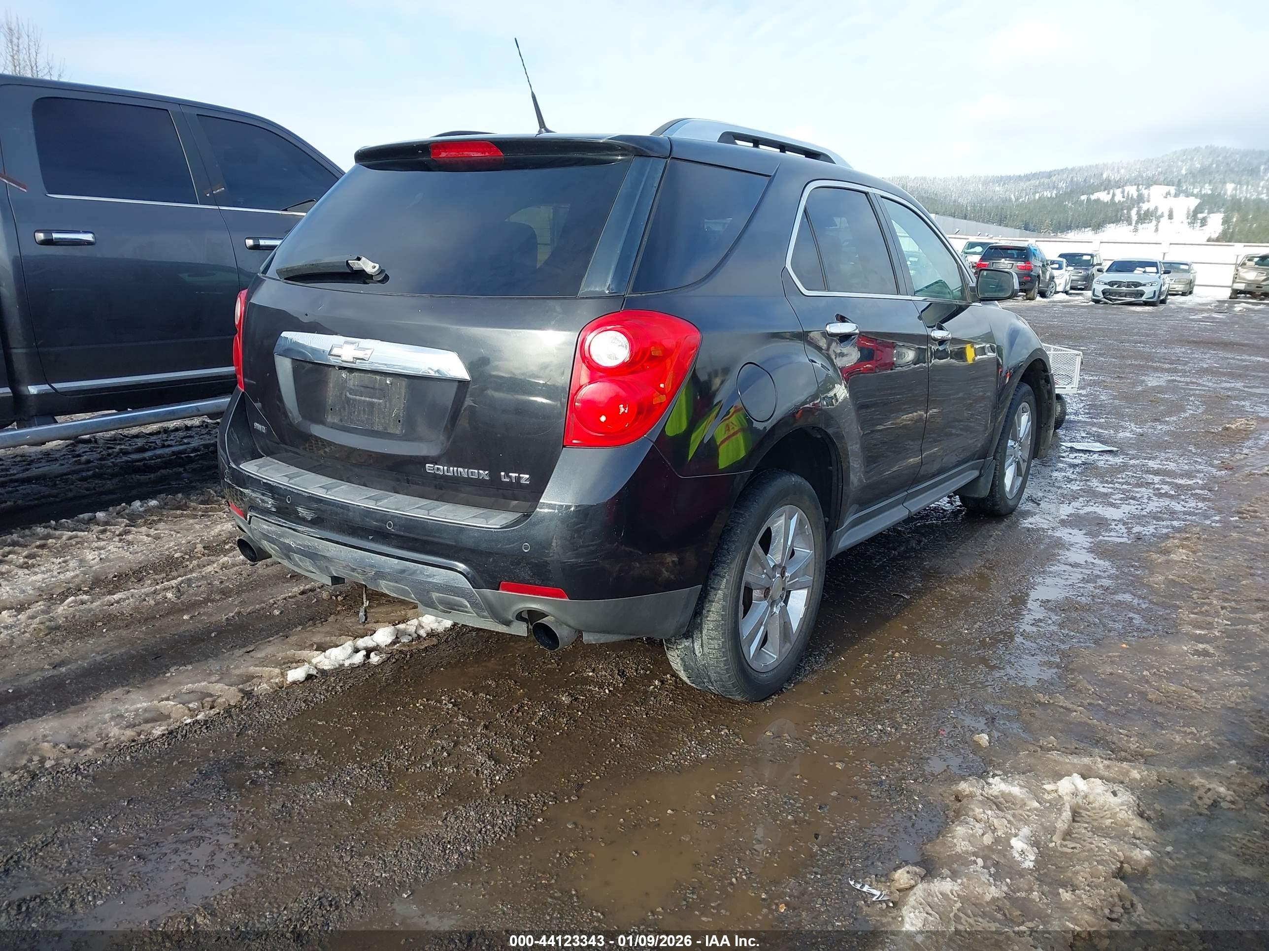 CHEVROLET EQUINOX image 4