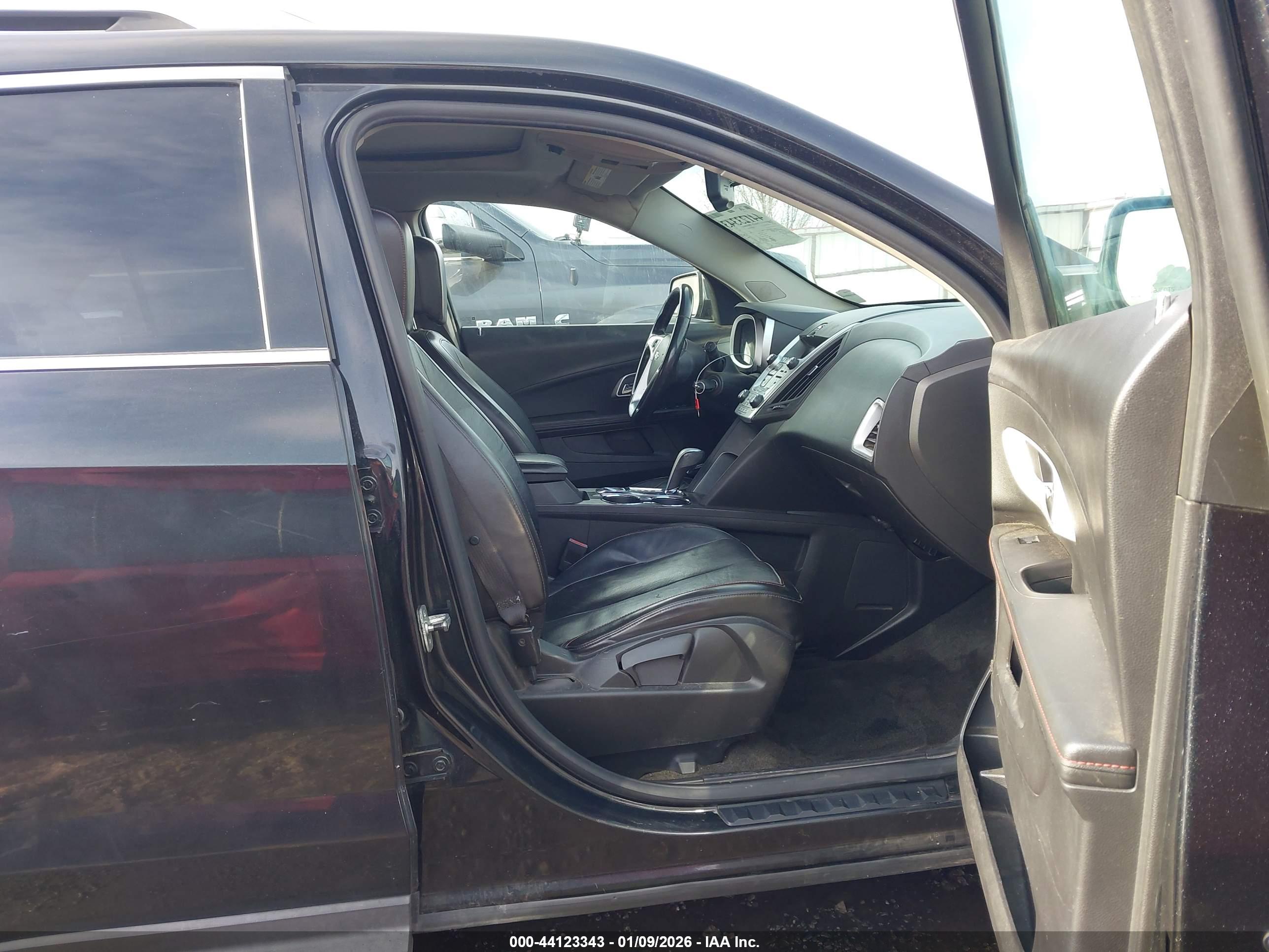 CHEVROLET EQUINOX image 5