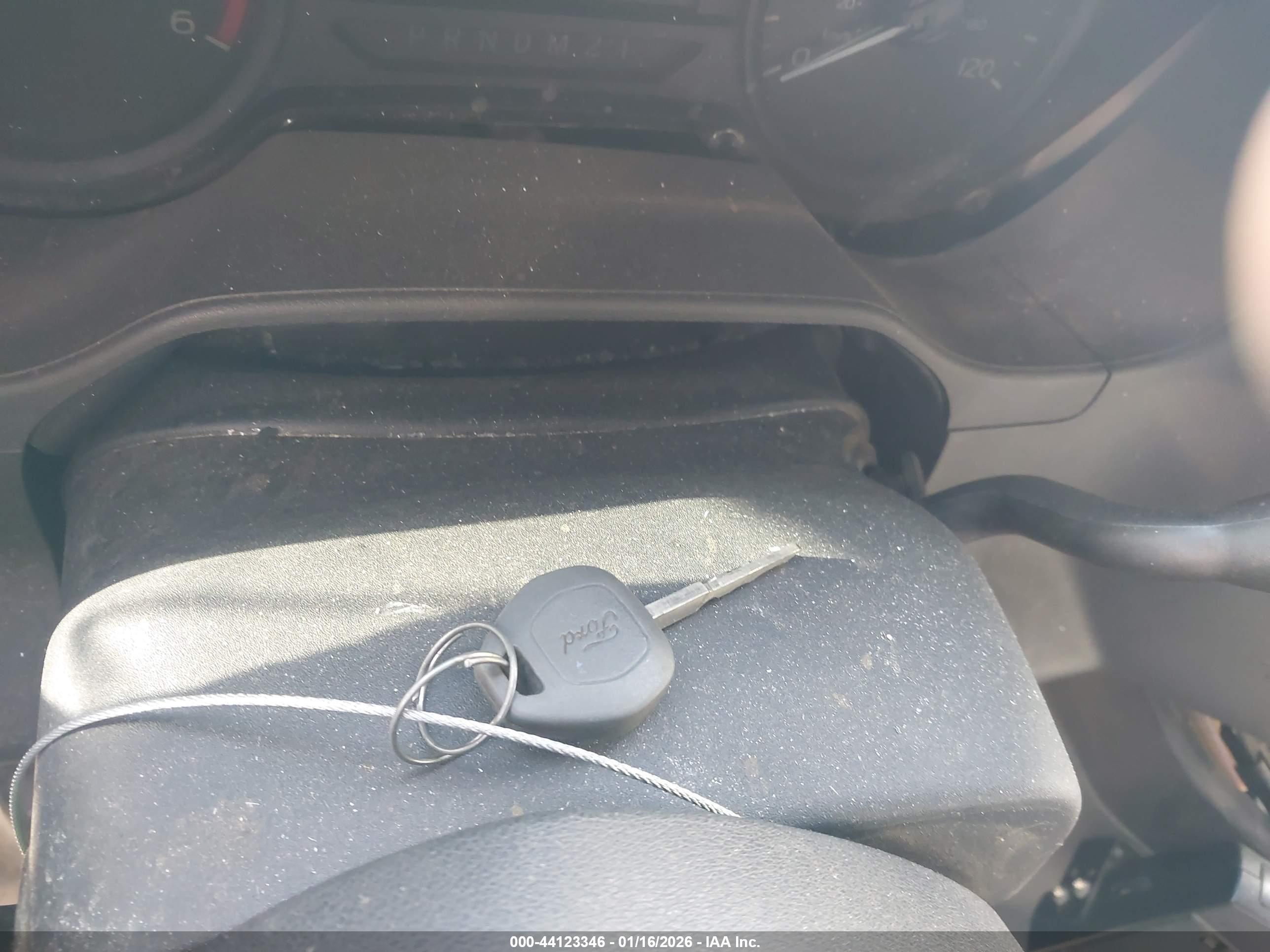 FORD E-450 image 11