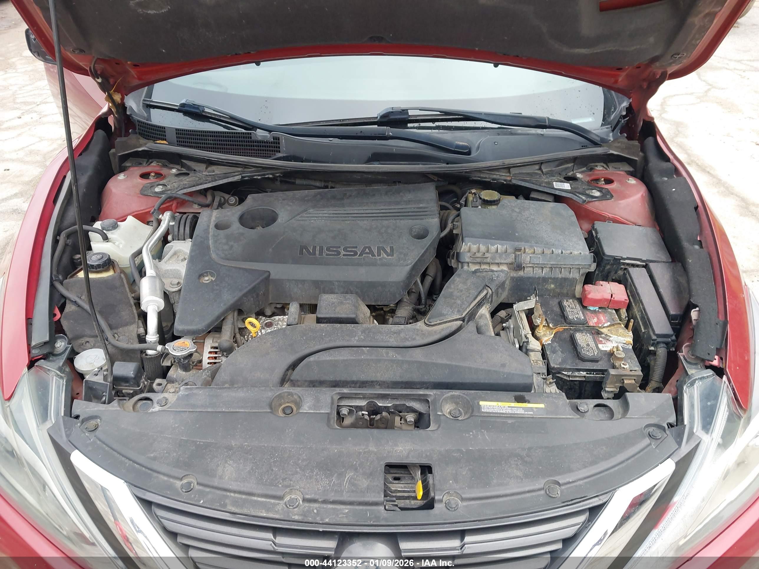 NISSAN ALTIMA image 10