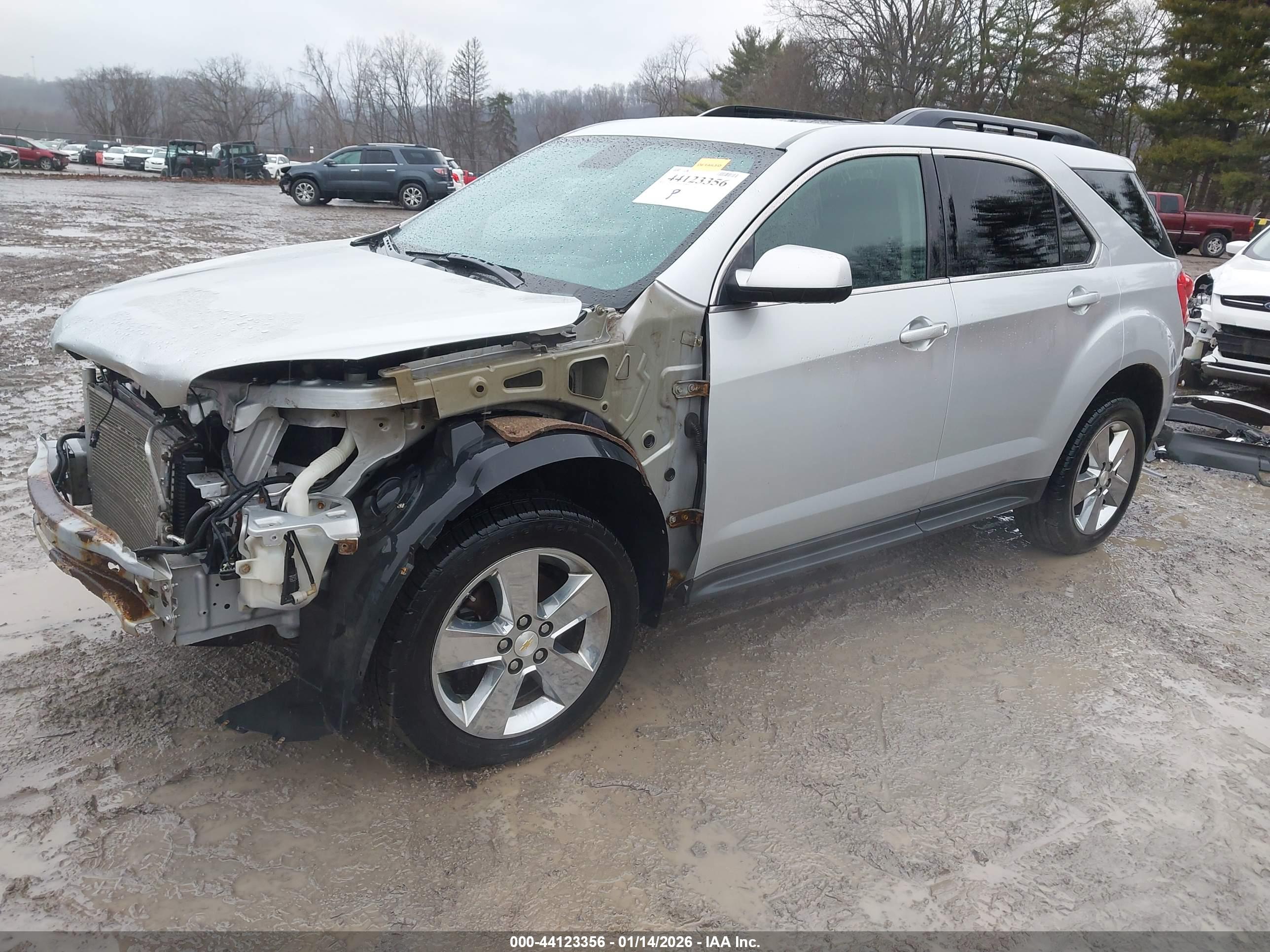 CHEVROLET EQUINOX image 2