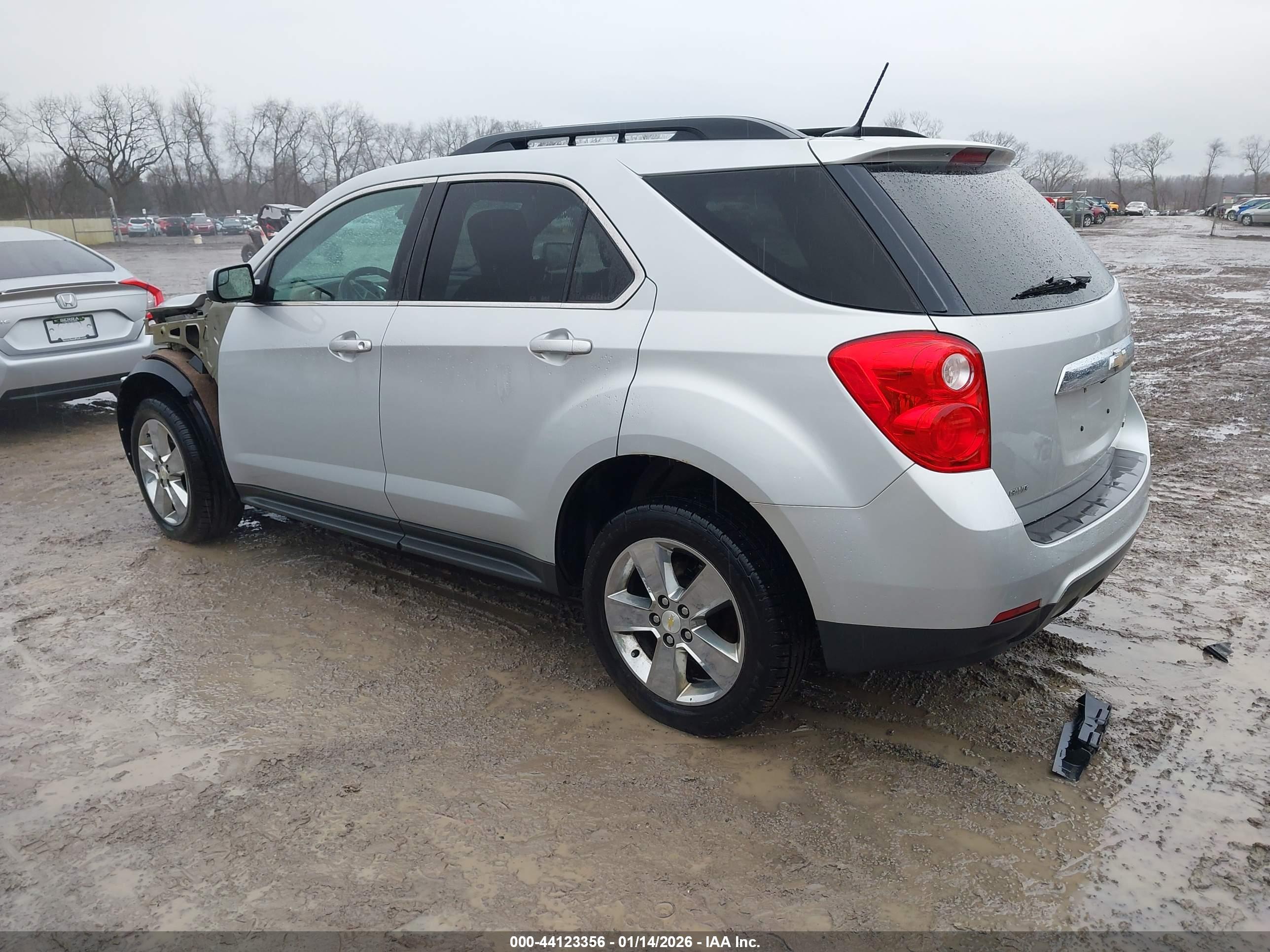CHEVROLET EQUINOX image 3