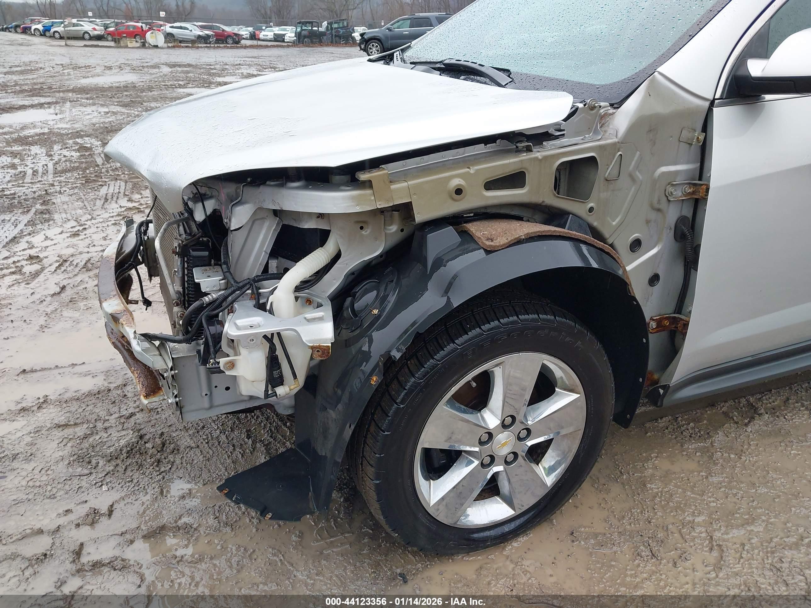 CHEVROLET EQUINOX image 6