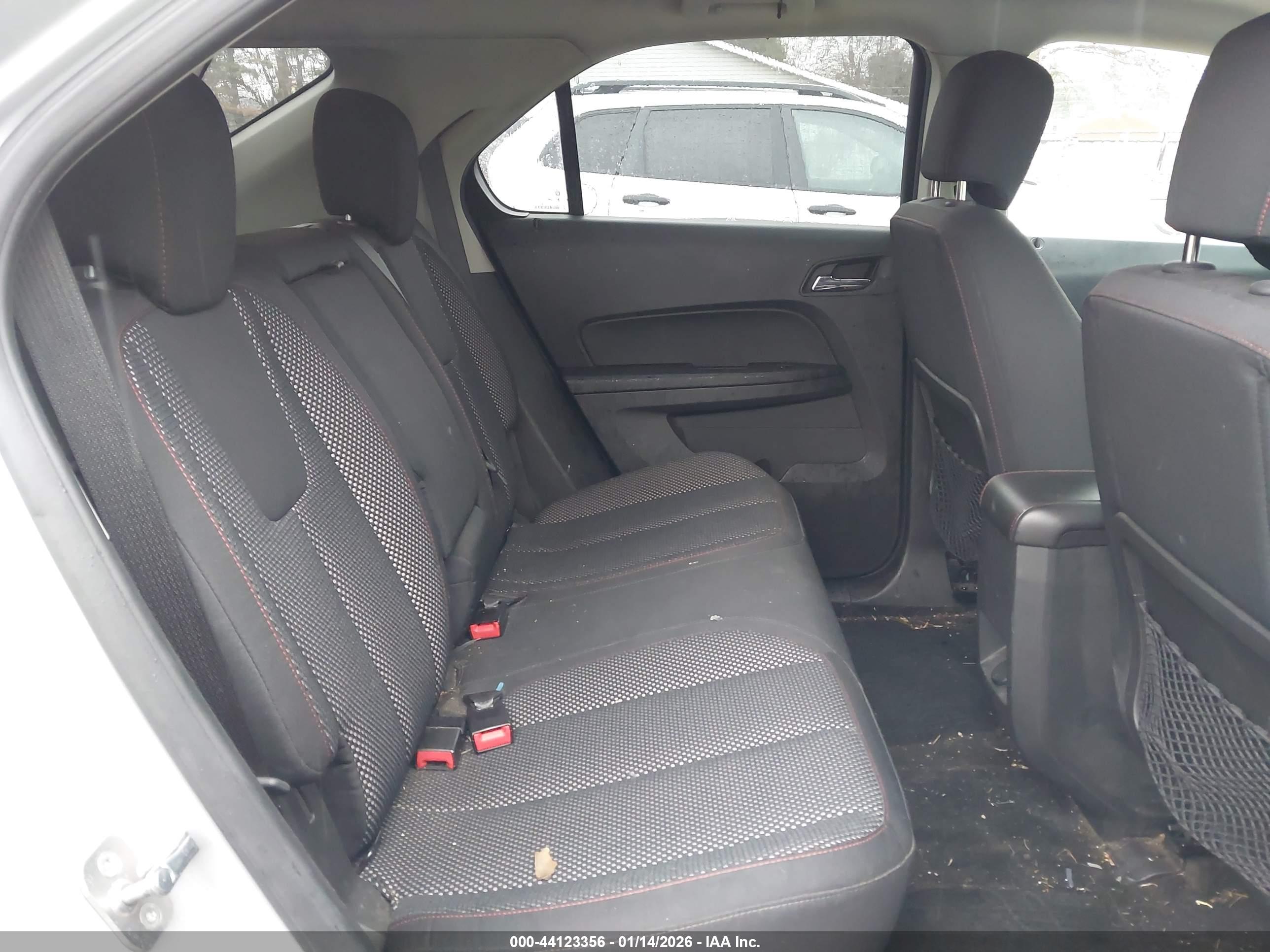CHEVROLET EQUINOX image 8