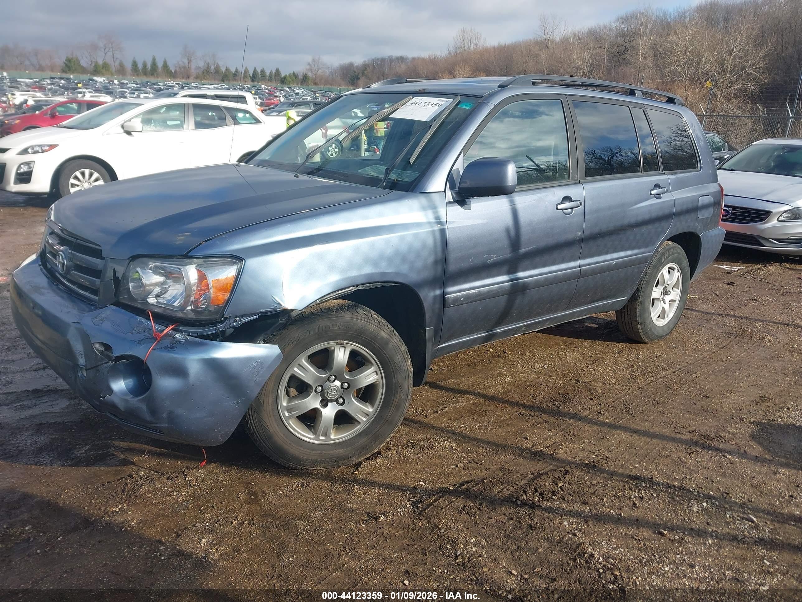 TOYOTA HIGHLANDER image 2