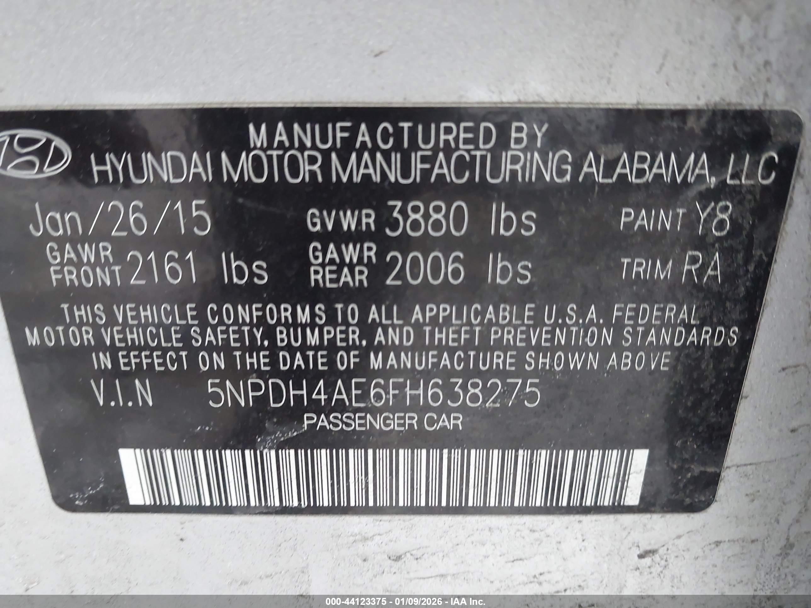 HYUNDAI ELANTRA image 9