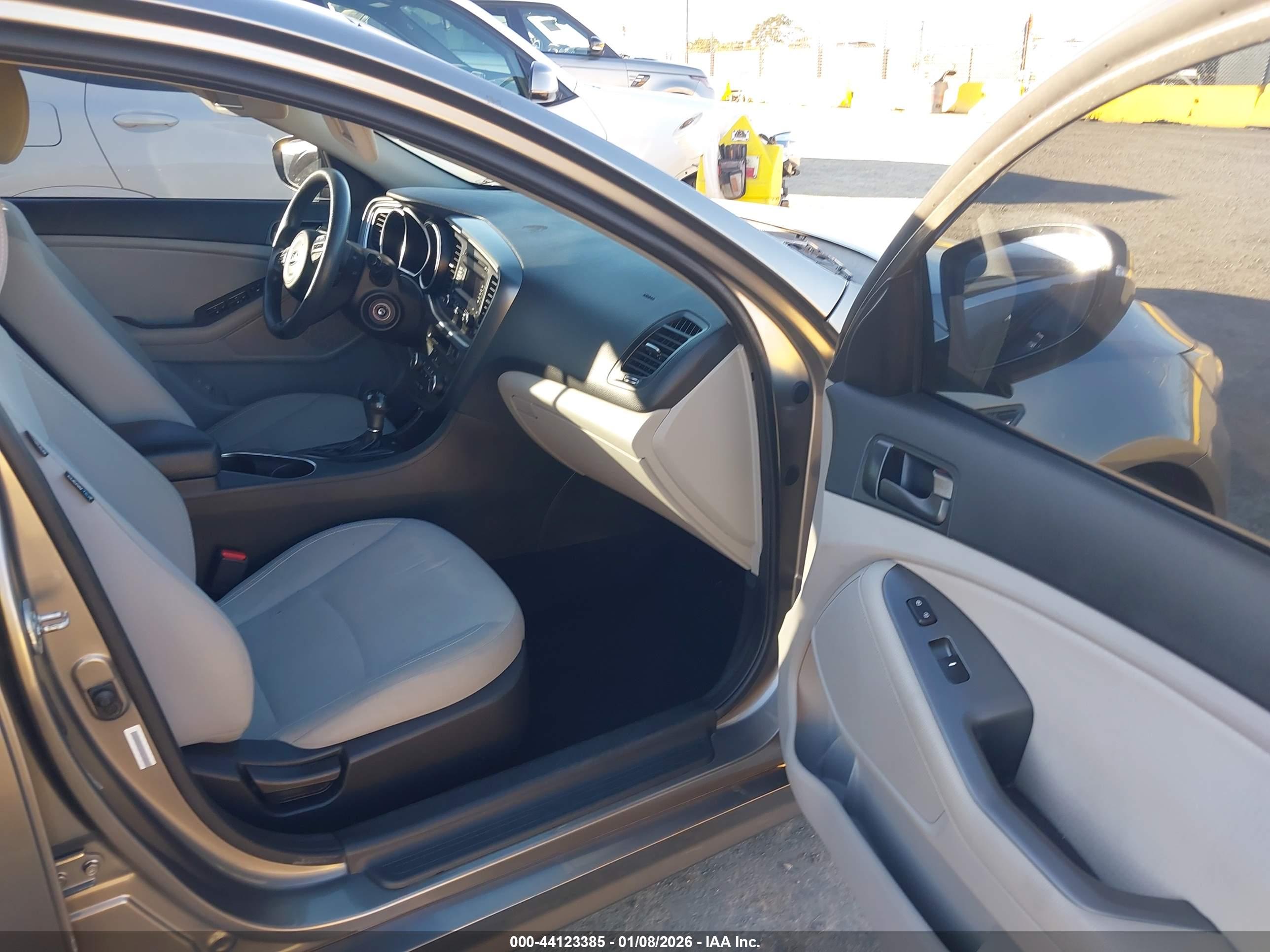 KIA OPTIMA image 5