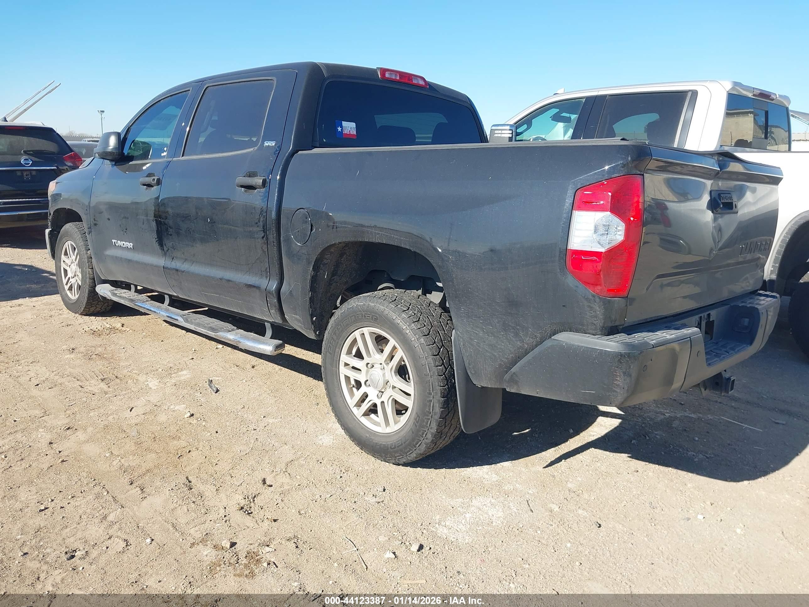 TOYOTA TUNDRA image 3