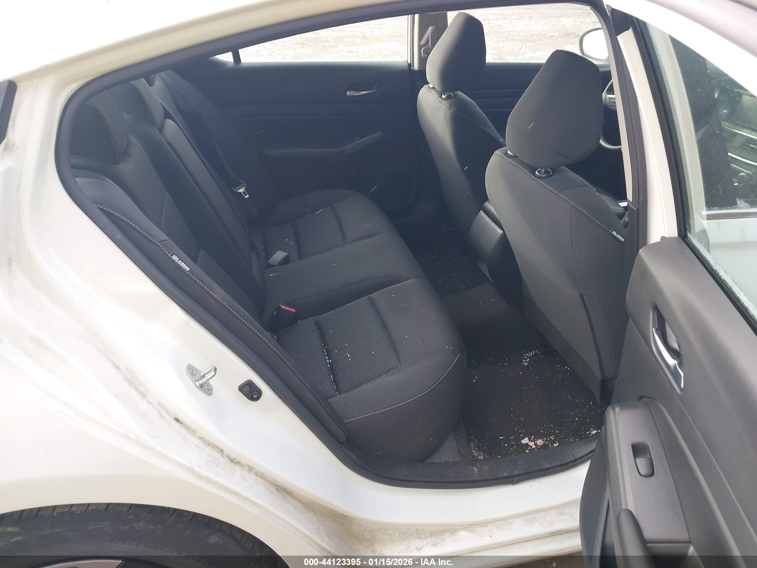 NISSAN ALTIMA image 8