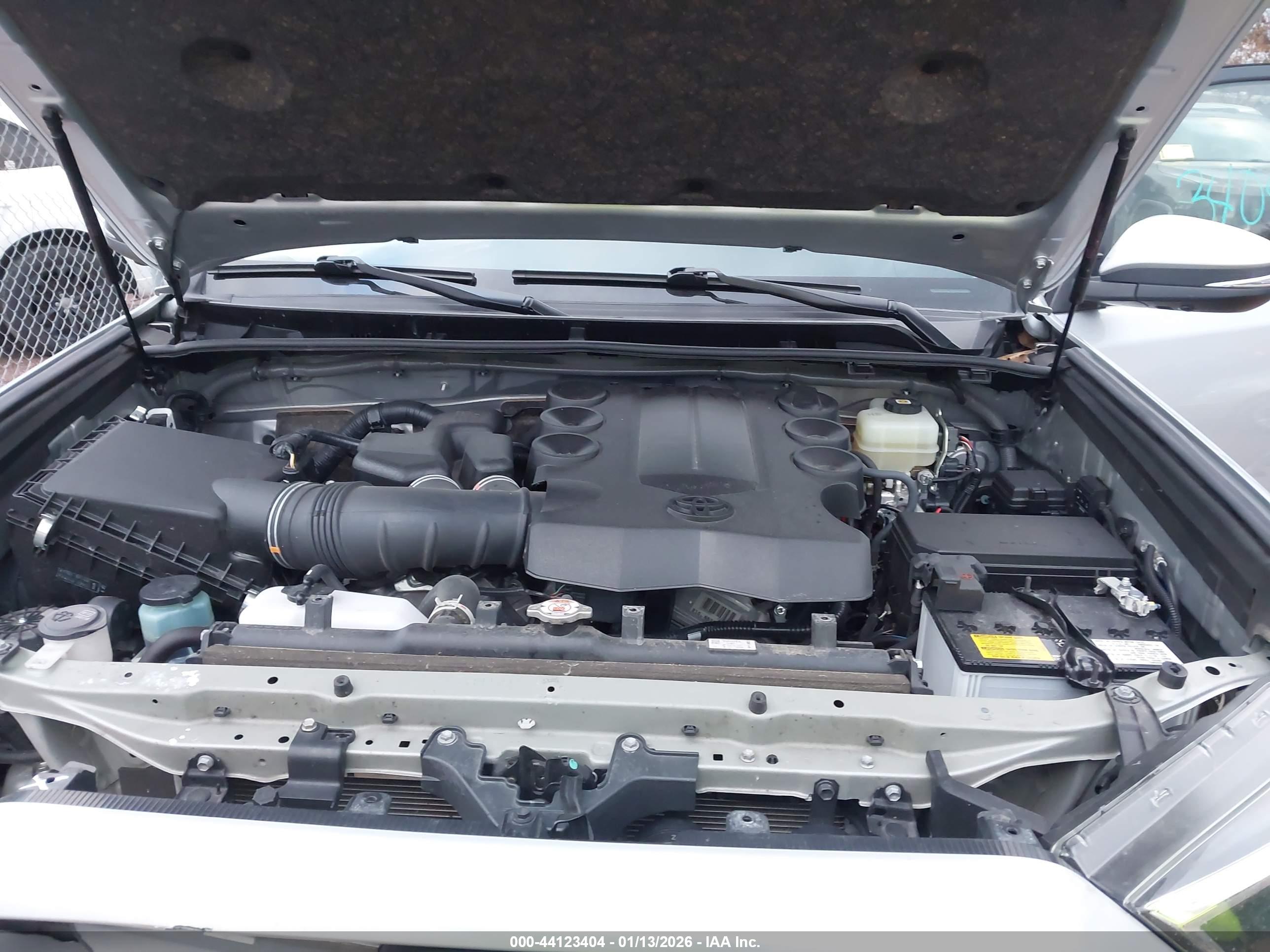 TOYOTA 4RUNNER image 10